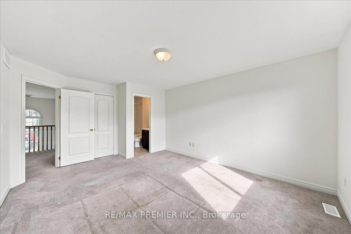 Photo 15 of Unit 125, 800 West Ridge Boulevard, Orillia — HOMEH