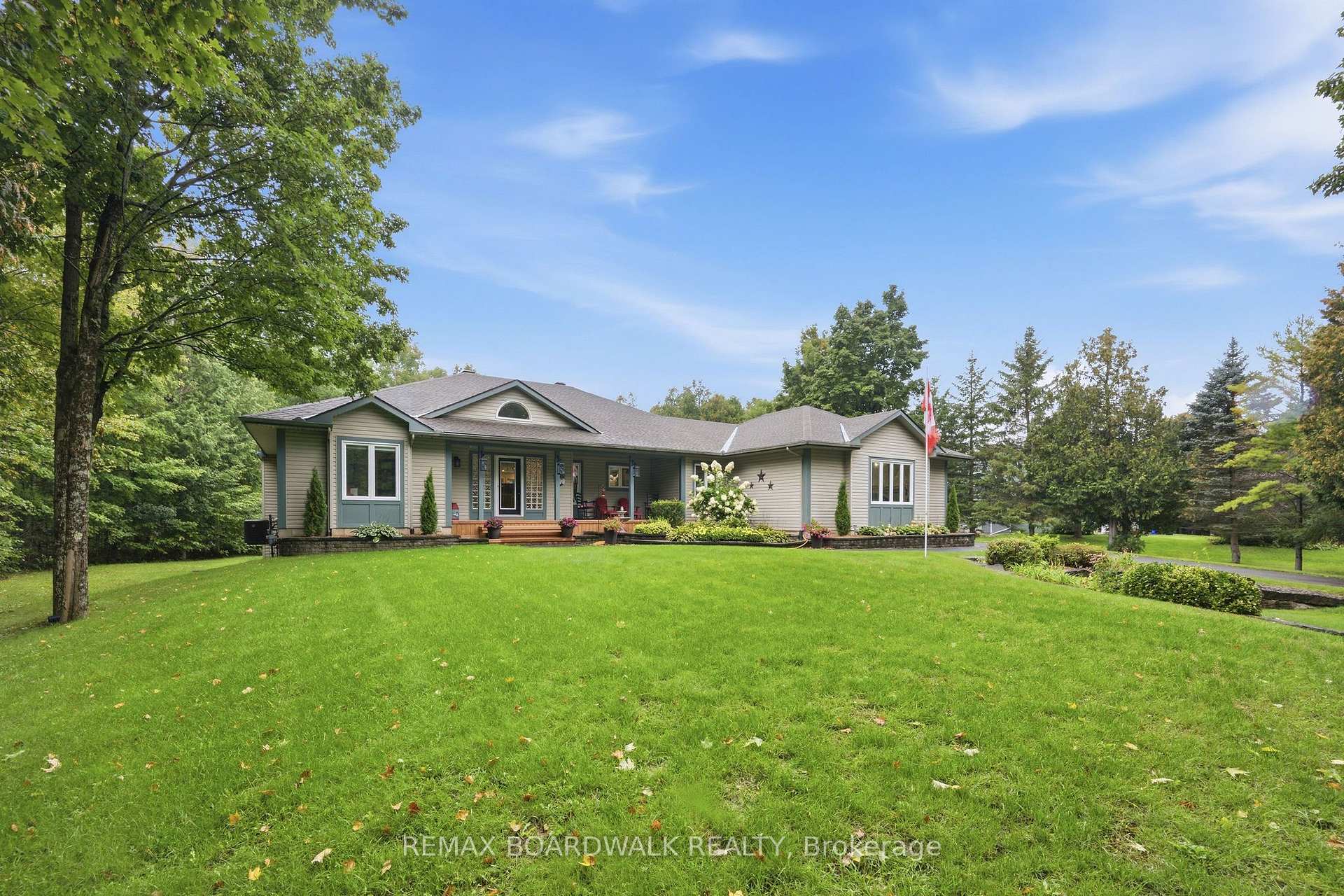 Photo 2 of 330 Megan Drive, Beckwith, Beckwith Twp — HOMEH
