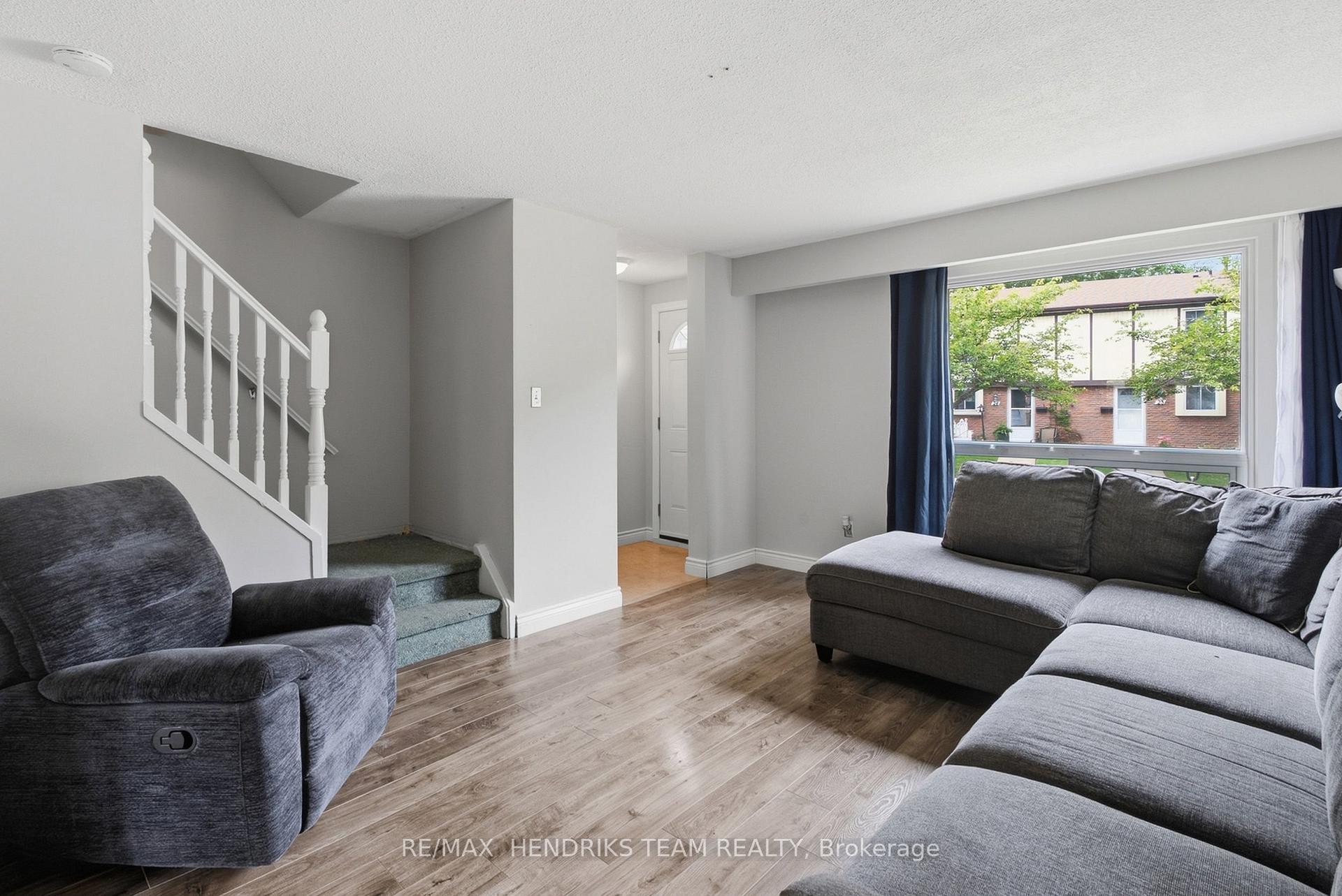 Photo 5 of Unit 22, 25 Linfield Drive, St. Catharines, Lakeport — HOMEH