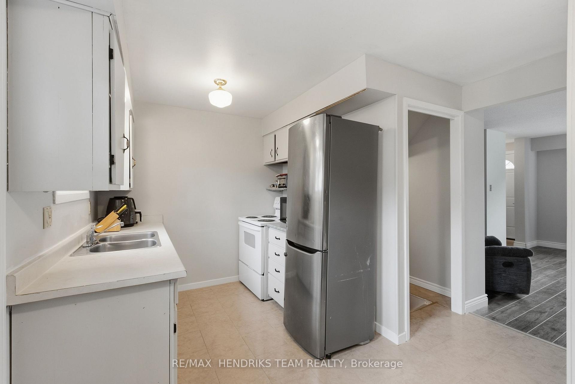 Photo 7 of Unit 22, 25 Linfield Drive, St. Catharines, Lakeport — HOMEH