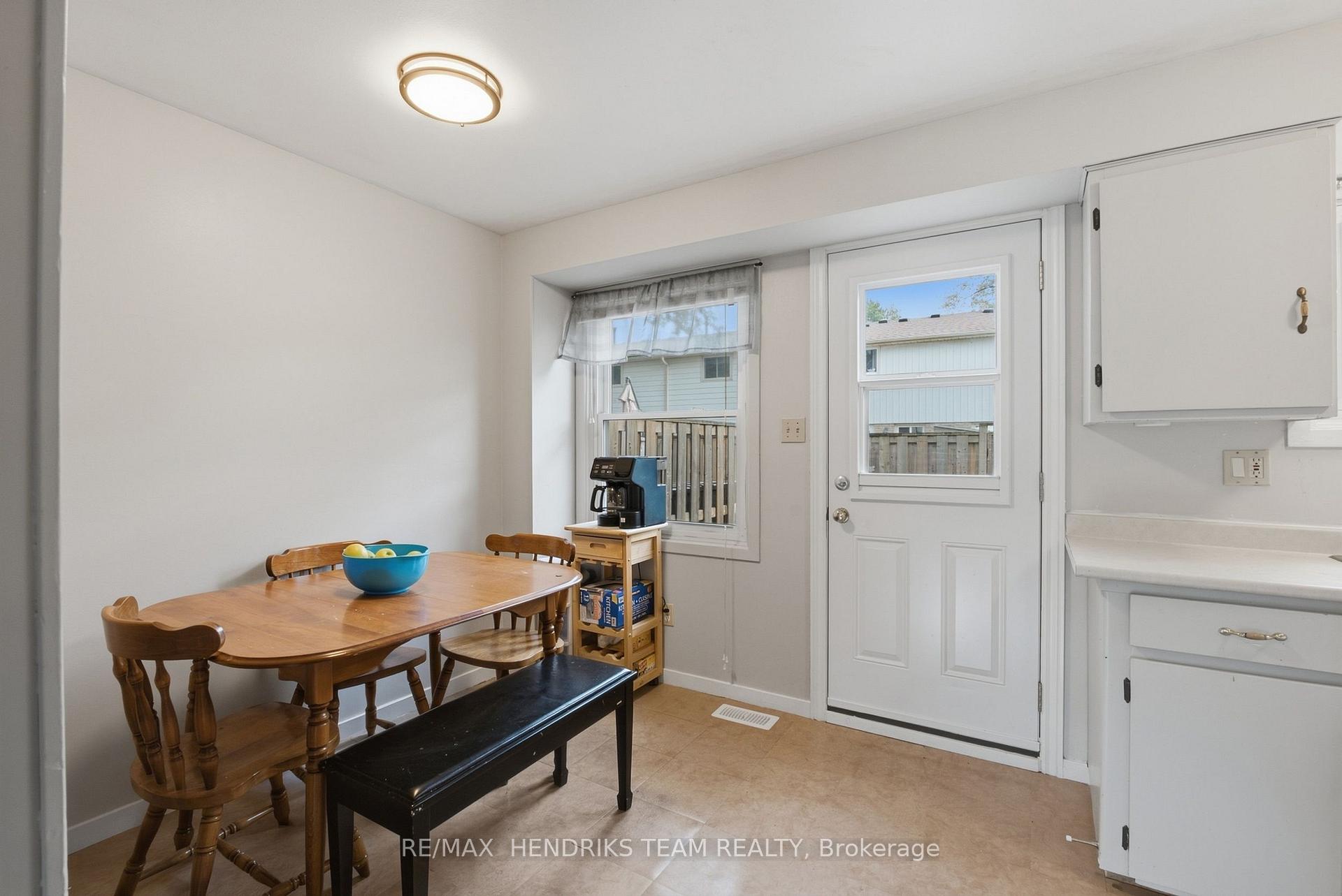 Photo 11 of Unit 22, 25 Linfield Drive, St. Catharines, Lakeport — HOMEH