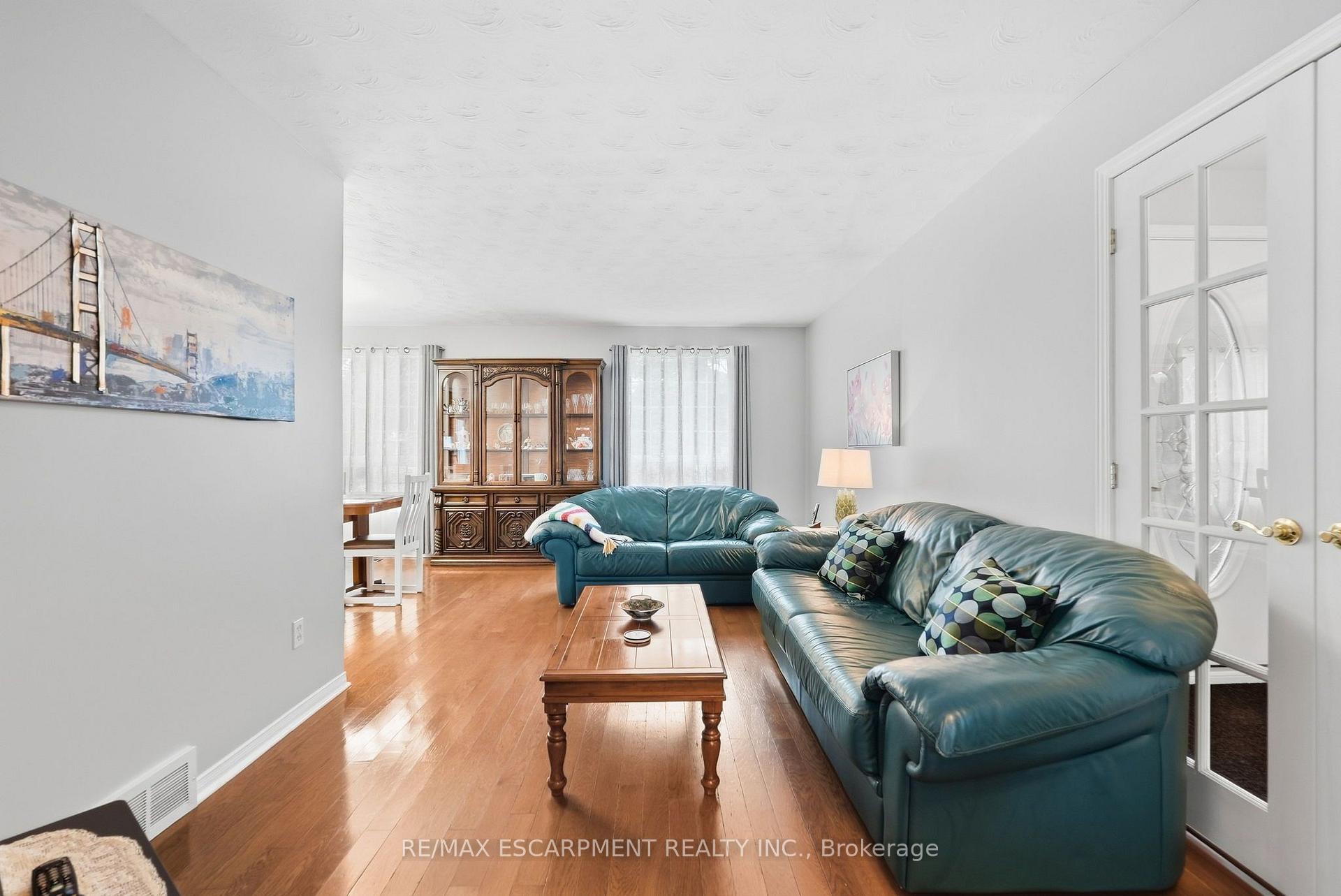 Photo 6 of 10 Audubon Street N, Hamilton, Stoney Creek Mountain — HOMEH