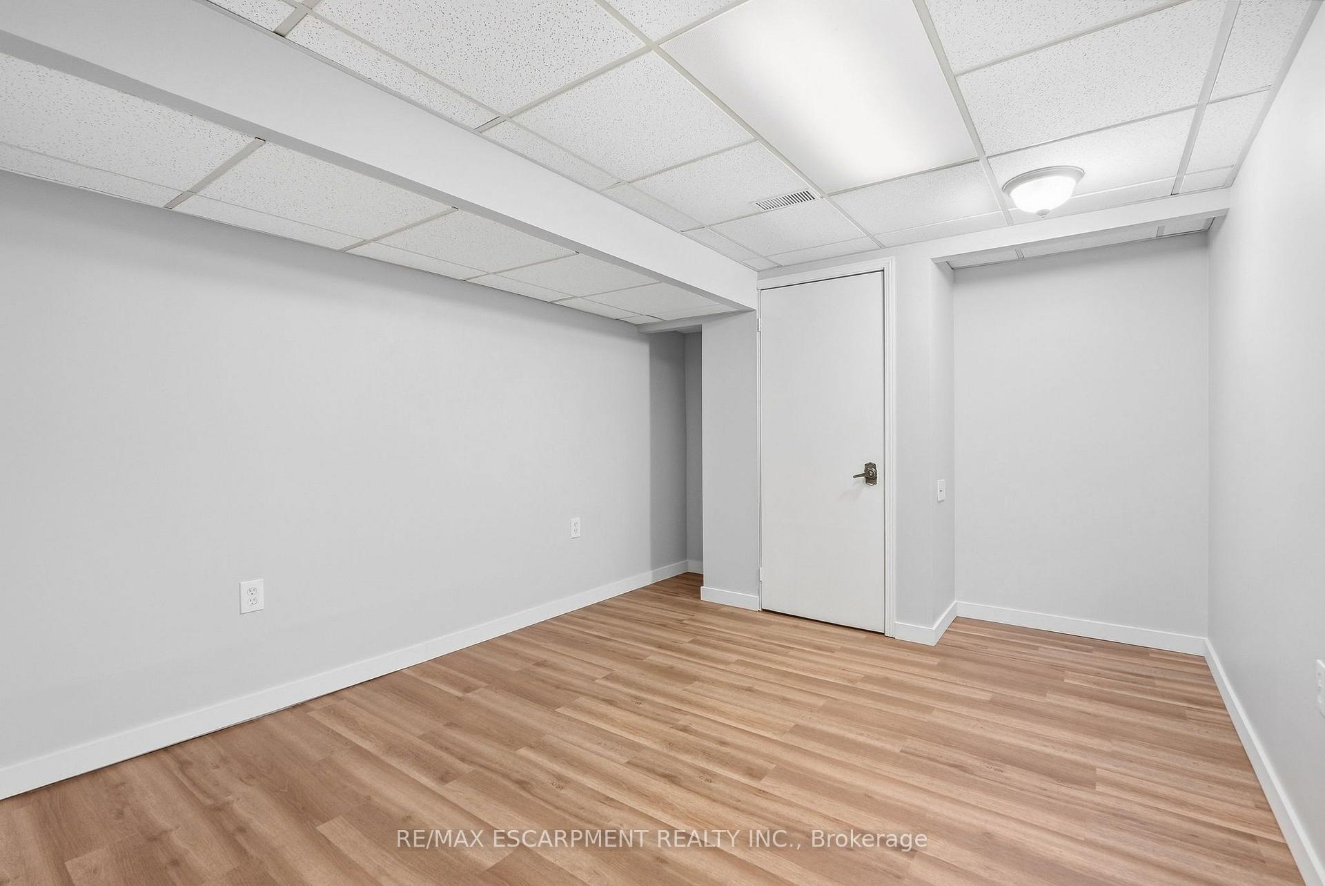 Photo 33 of 10 Audubon Street N, Hamilton, Stoney Creek Mountain — HOMEH