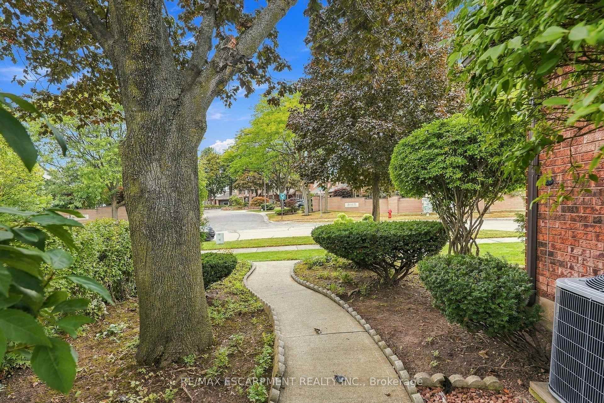 Photo 43 of 10 Audubon Street N, Hamilton, Stoney Creek Mountain — HOMEH