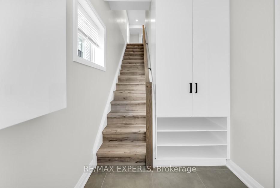 Photo 2 of 124 Church Street, Kitchener, Cedar Hill — HOMEH
