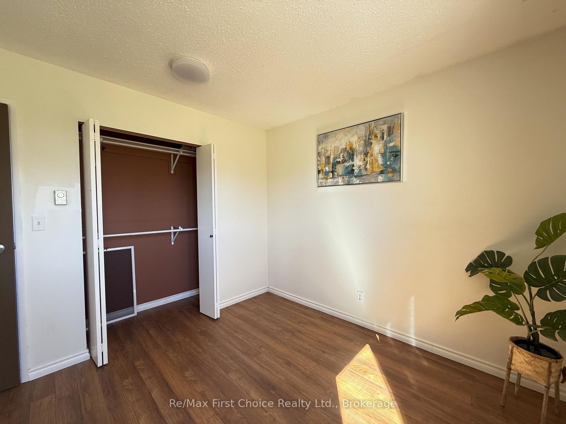 Photo 18 of Unit 32, 585 Nobel Road, Thunder Bay, Academy Heights — HOMEH