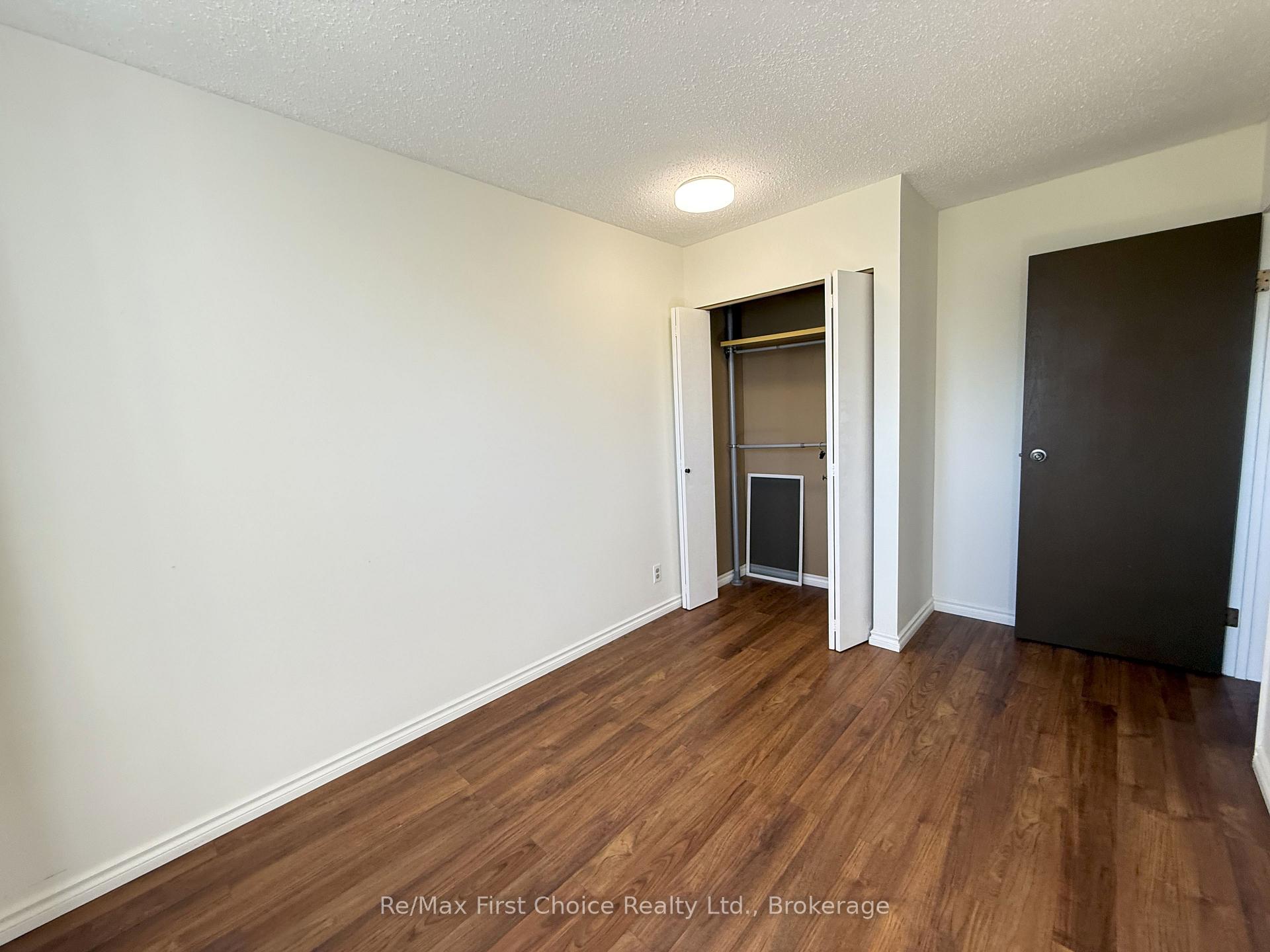 Photo 20 of Unit 32, 585 Nobel Road, Thunder Bay, Academy Heights — HOMEH