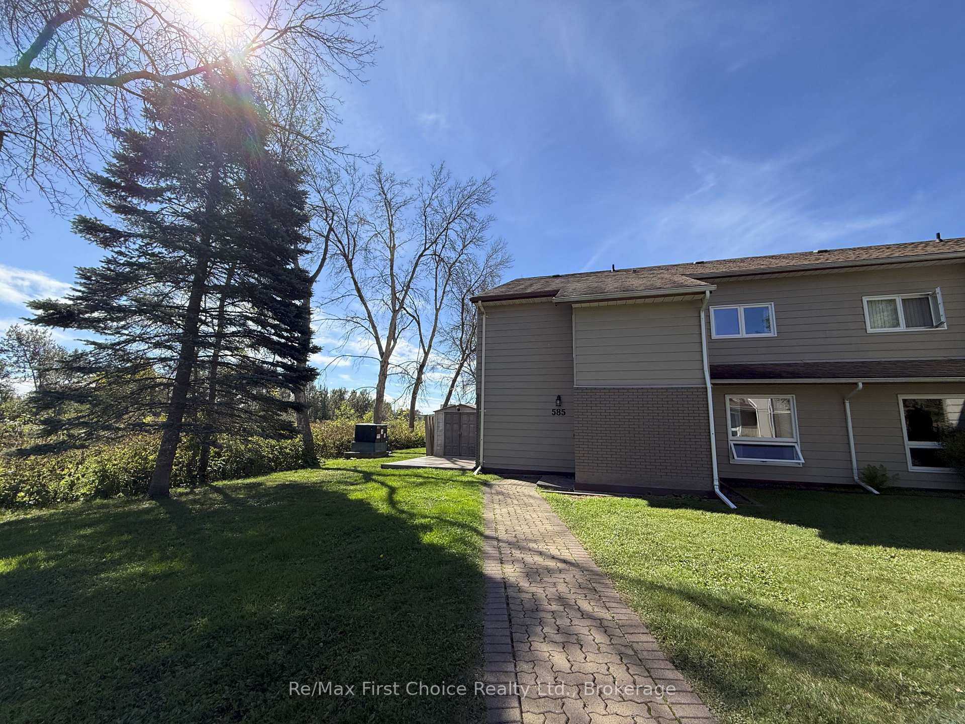 Photo 23 of Unit 32, 585 Nobel Road, Thunder Bay, Academy Heights — HOMEH