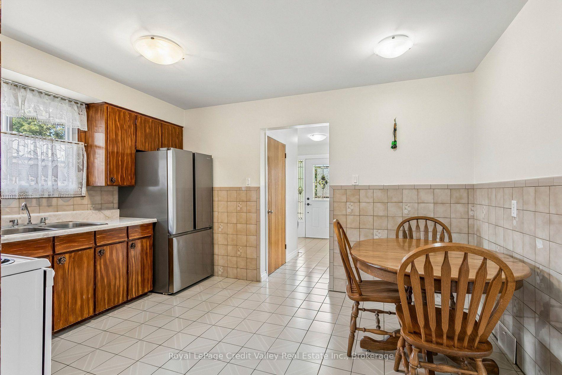 Photo 17 of 8 Milner Road, Brampton, Brampton East — HOMEH