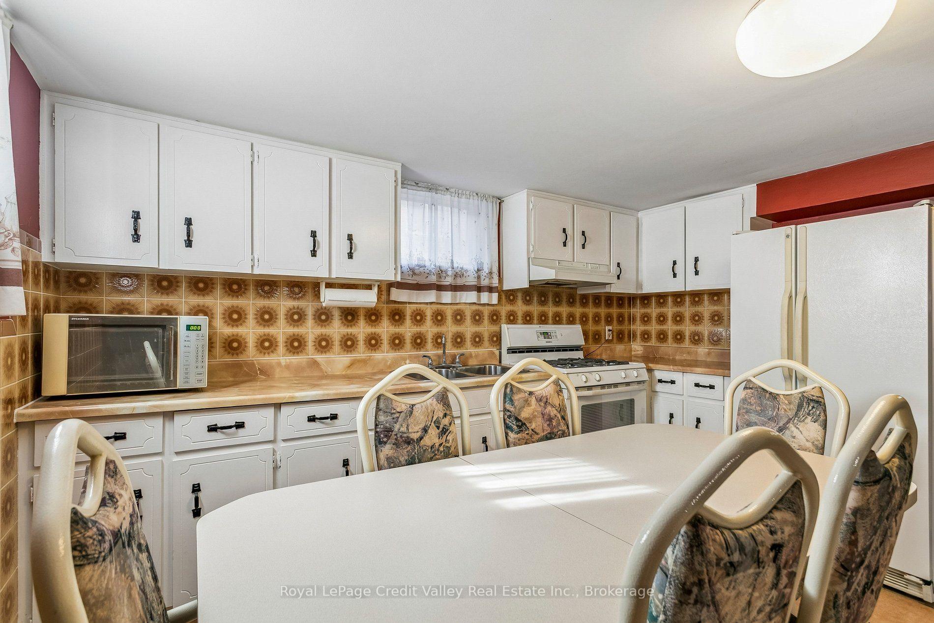 Photo 37 of 8 Milner Road, Brampton, Brampton East — HOMEH