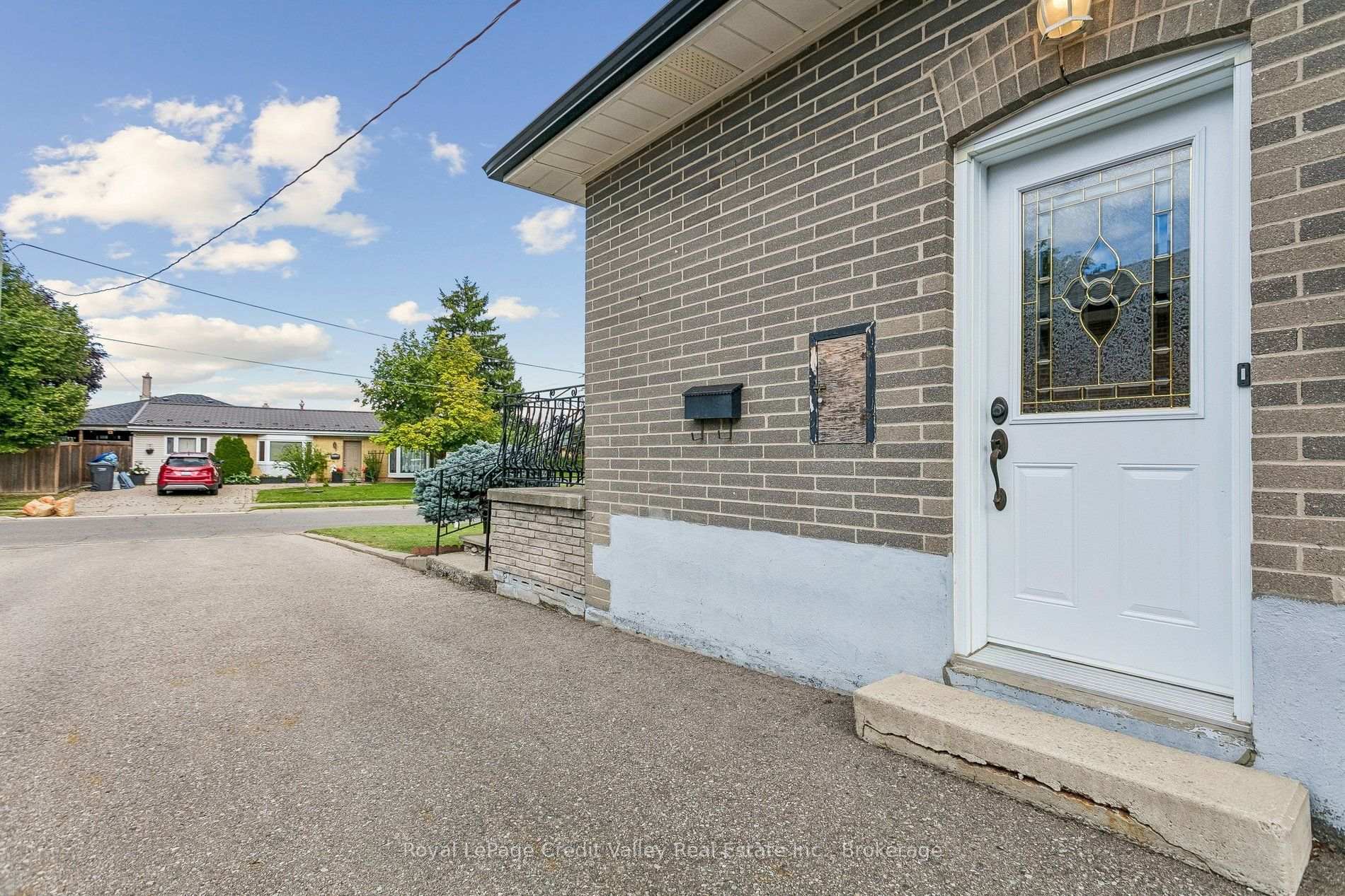 Photo 46 of 8 Milner Road, Brampton, Brampton East — HOMEH