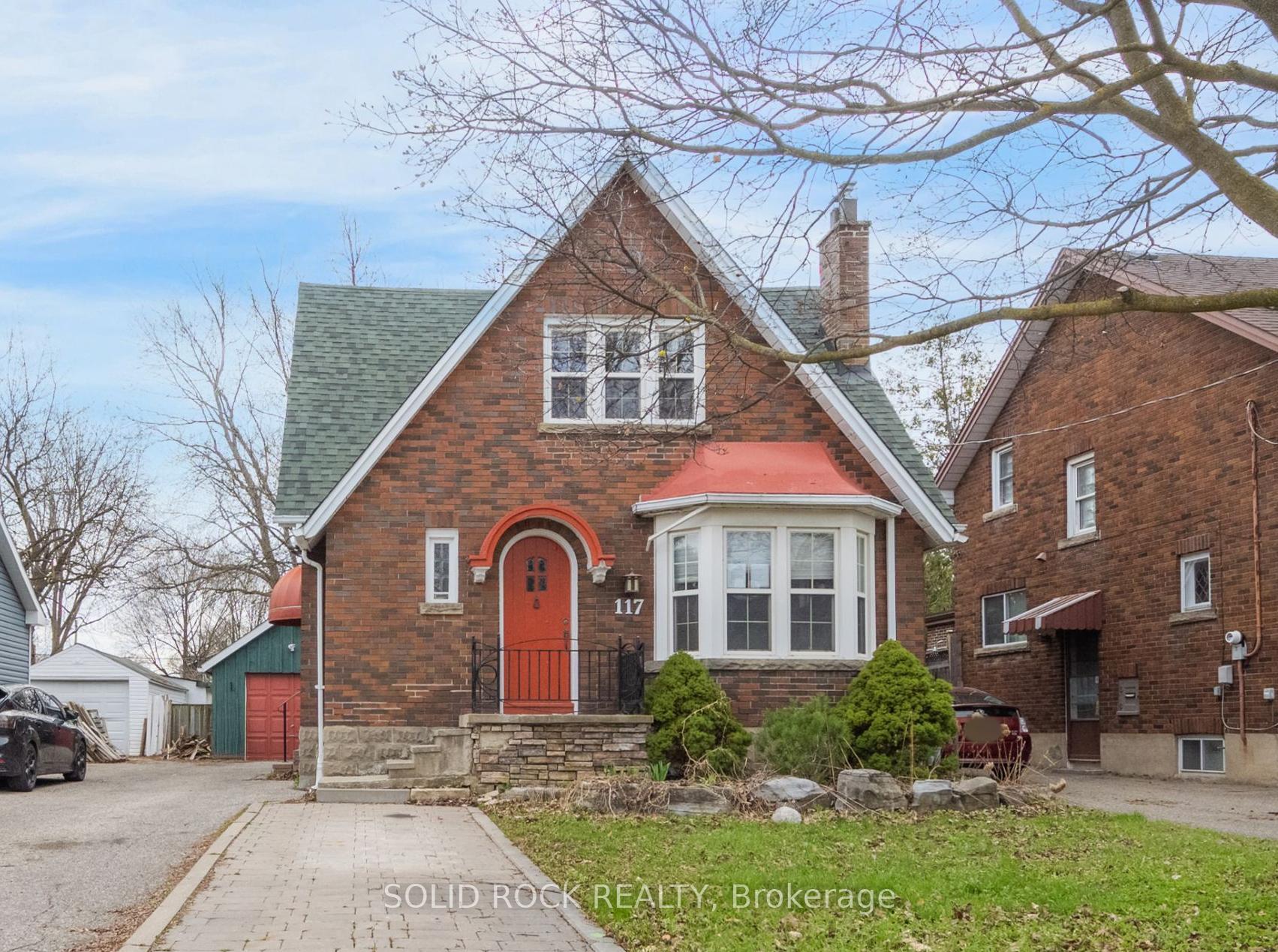 Photo of 117 Mill Street S