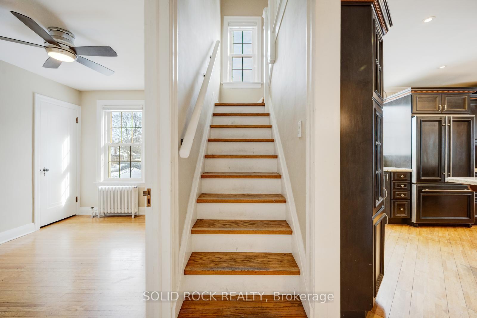 Photo 17 of 117 Mill Street S, Brampton, Downtown Brampton — HOMEH