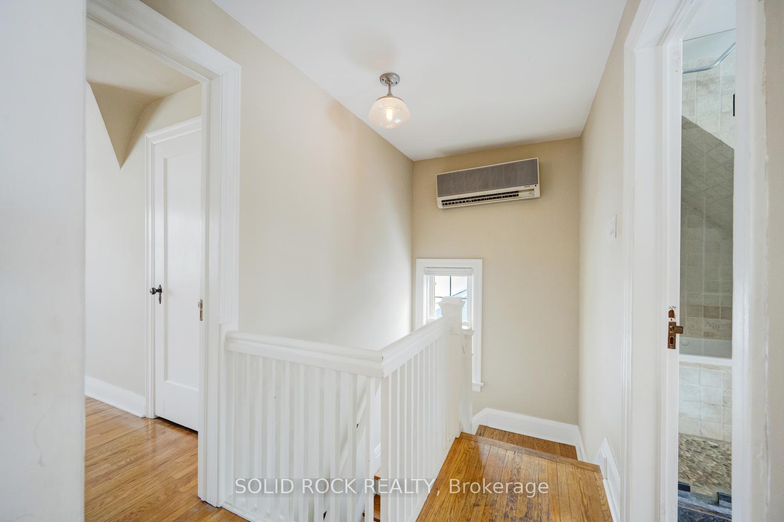 Photo 18 of 117 Mill Street S, Brampton, Downtown Brampton — HOMEH