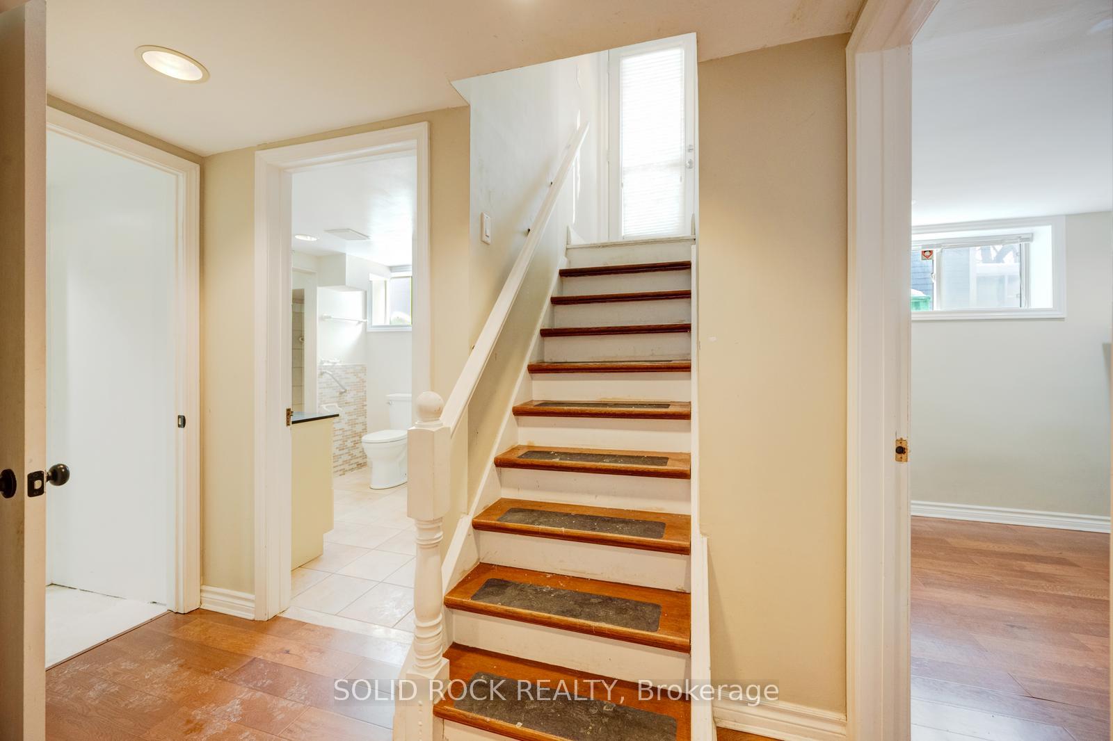 Photo 28 of 117 Mill Street S, Brampton, Downtown Brampton — HOMEH