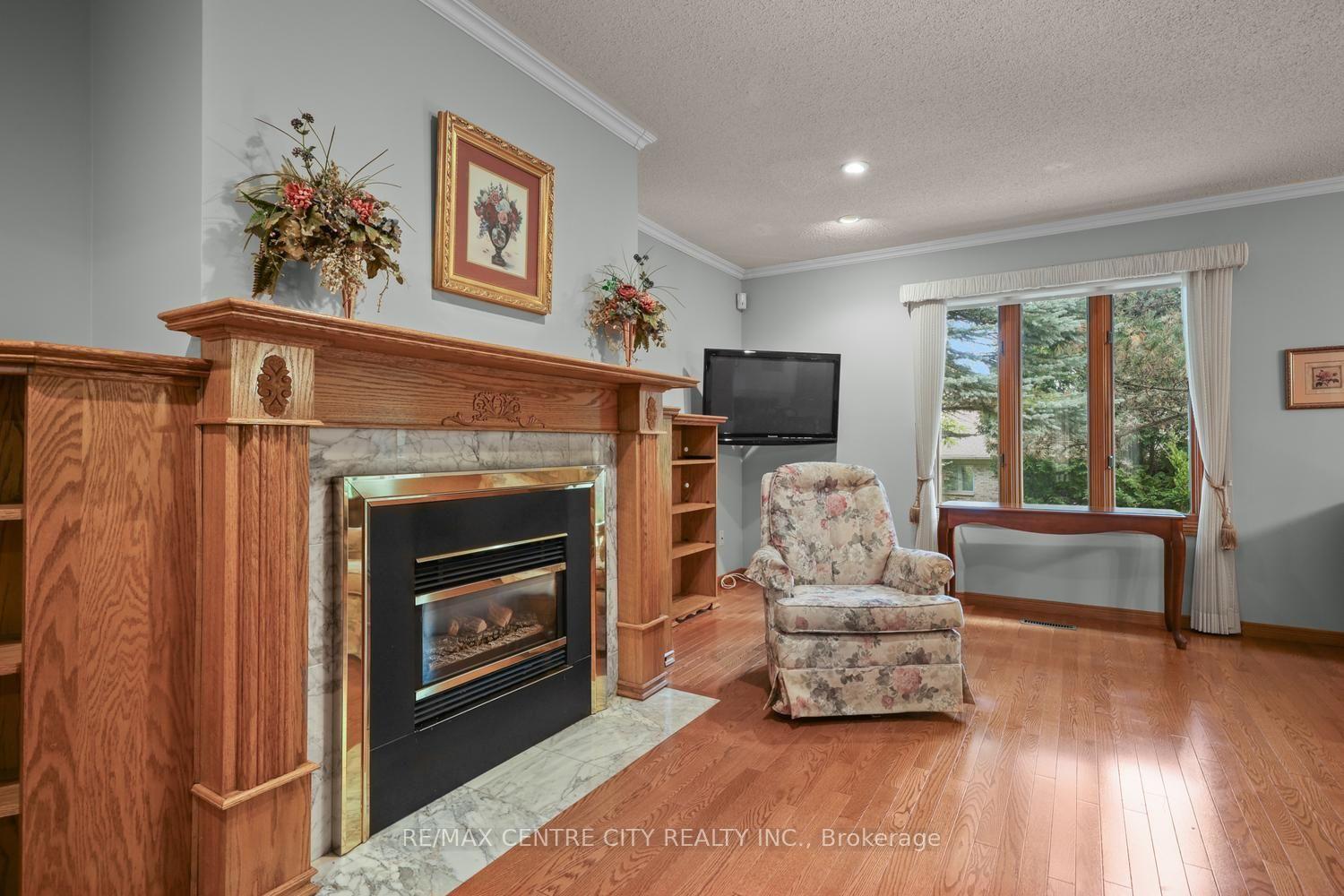 Photo 9 of Unit 38, 14 Doon Drive, London, North G — HOMEH
