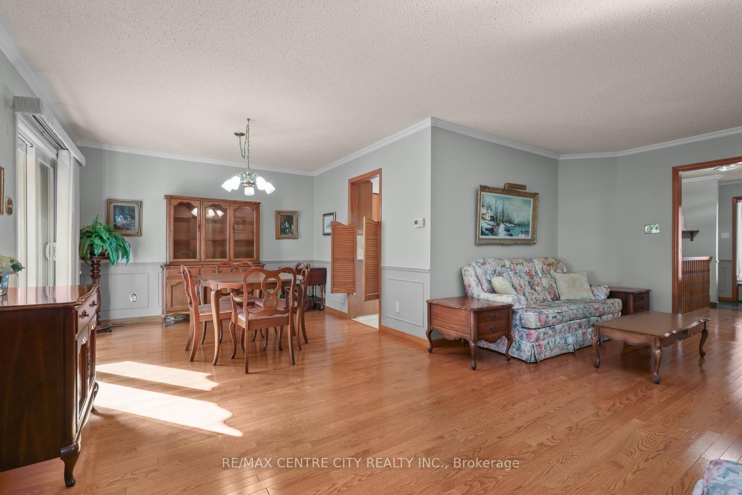 Photo 11 of Unit 38, 14 Doon Drive, London, North G — HOMEH