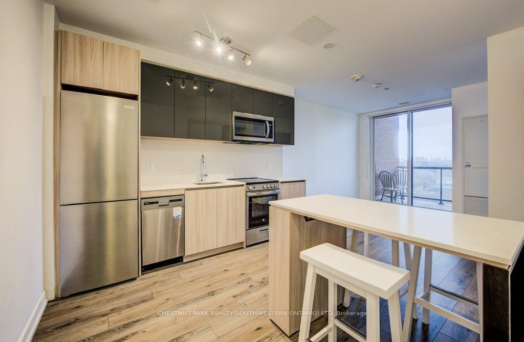 Photo 11 of Unit 612, 3100 Keele Street, North York, Downsview-Roding-CFB — HOMEH