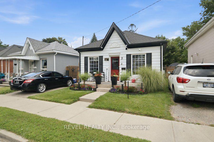 Photo 2 of 11 Esther Street, Brantford, East Ward — HOMEH