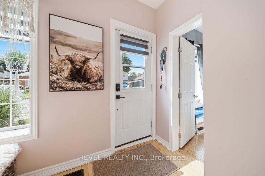 Photo 7 of 11 Esther Street, Brantford, East Ward — HOMEH