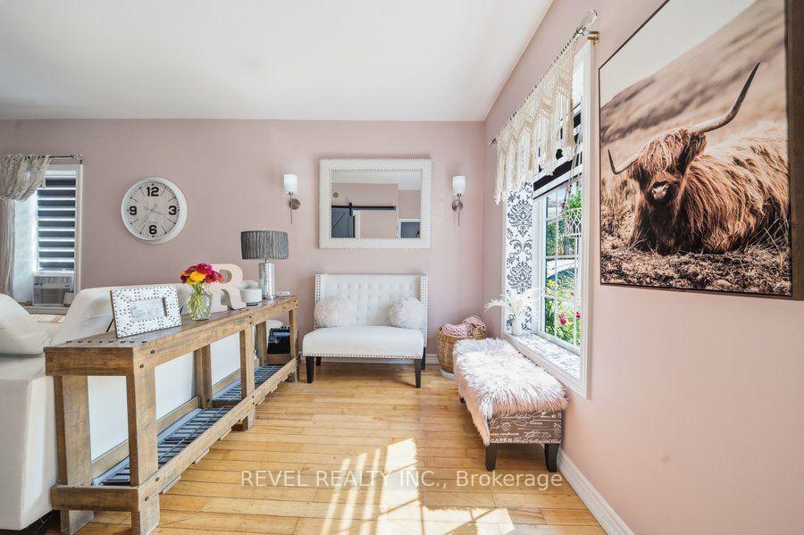Photo 9 of 11 Esther Street, Brantford, East Ward — HOMEH