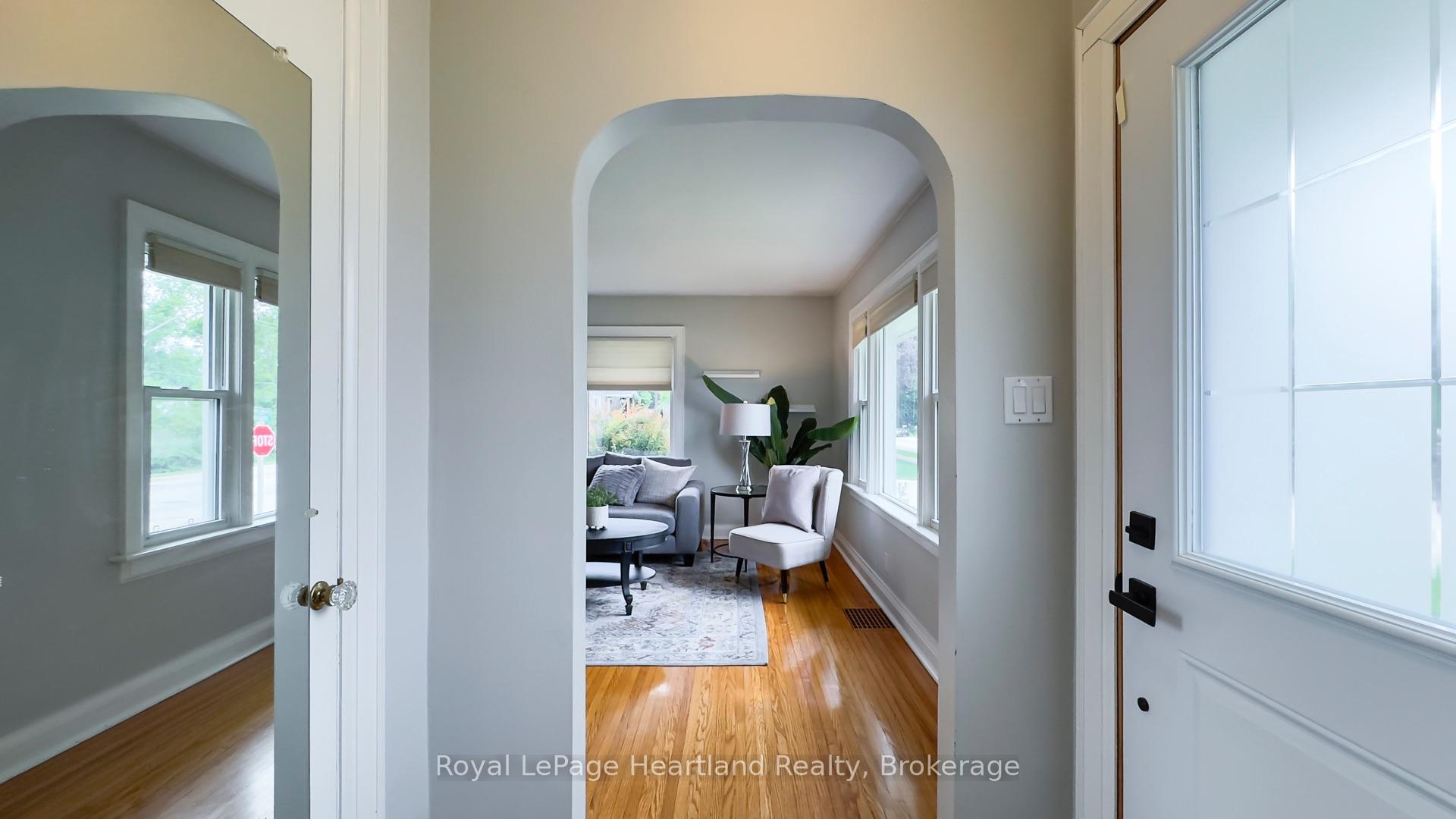 Photo 6 of 578 Stauffer Street, Huron-Kinloss, Lucknow — HOMEH