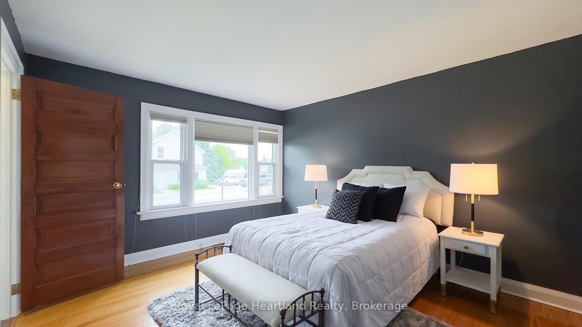 Photo 20 of 578 Stauffer Street, Huron-Kinloss, Lucknow — HOMEH