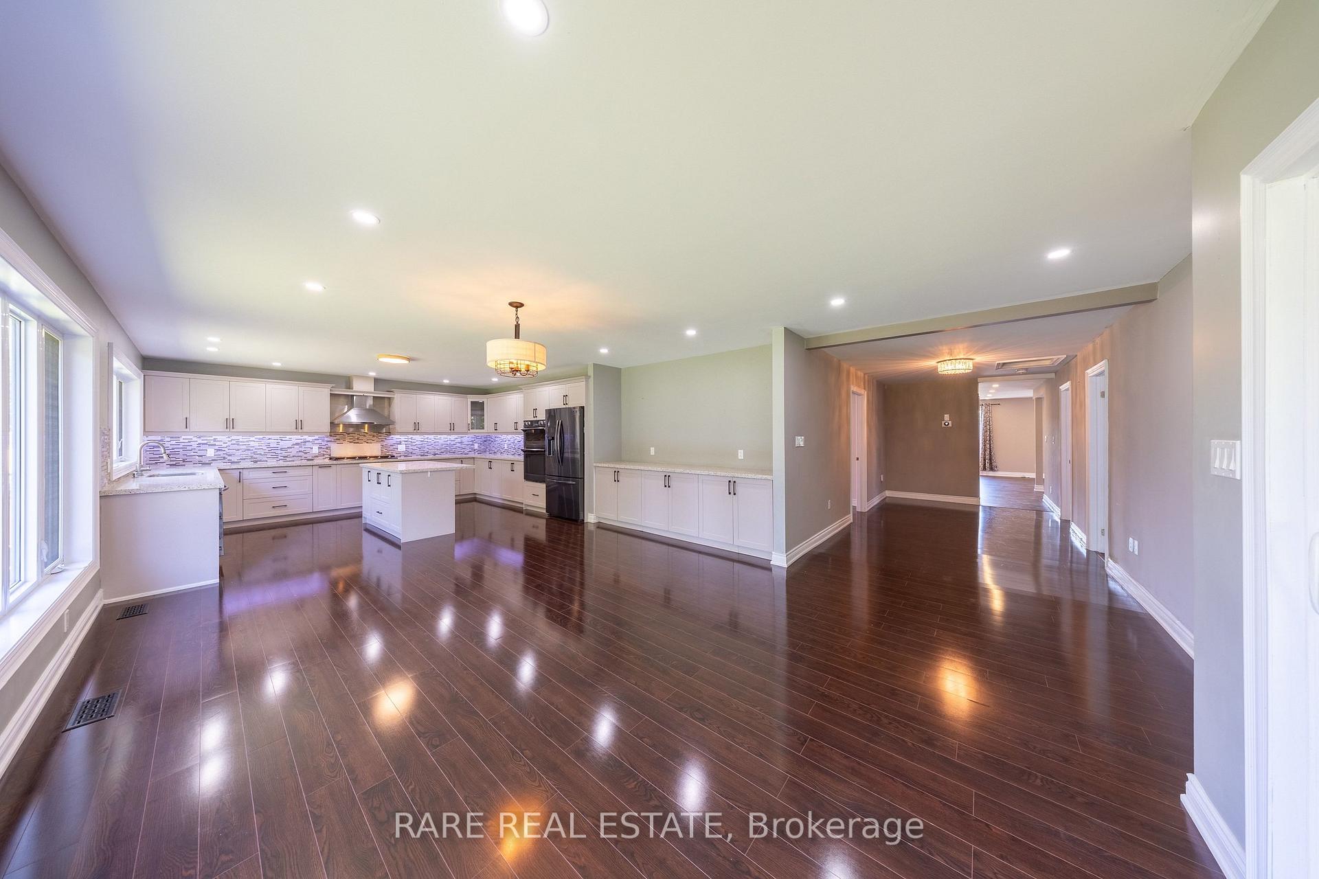 Photo 14 of 258 Union Avenue, Scugog, Port Perry — HOMEH