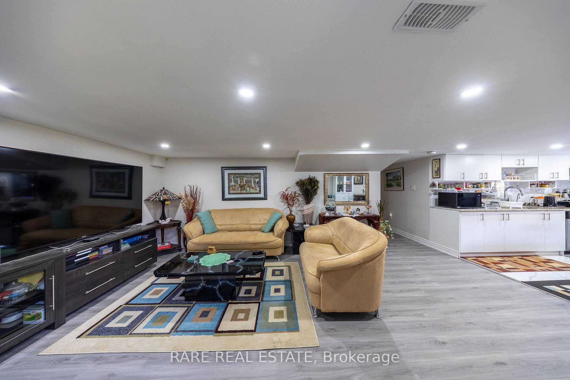 Photo 35 of 258 Union Avenue, Scugog, Port Perry — HOMEH