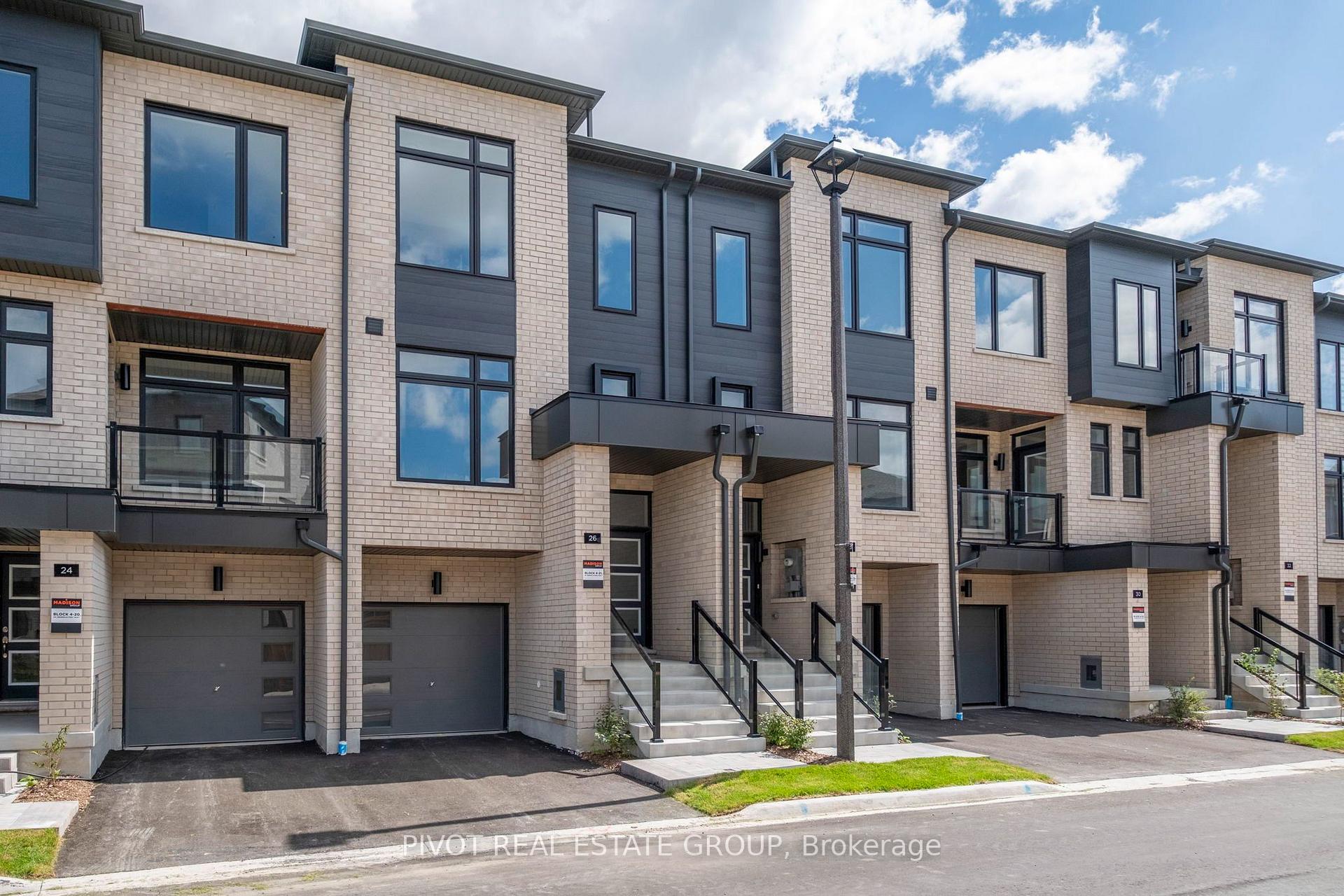 Photo 3 of 26 Observatory Way, Whitby, Brooklin — HOMEH