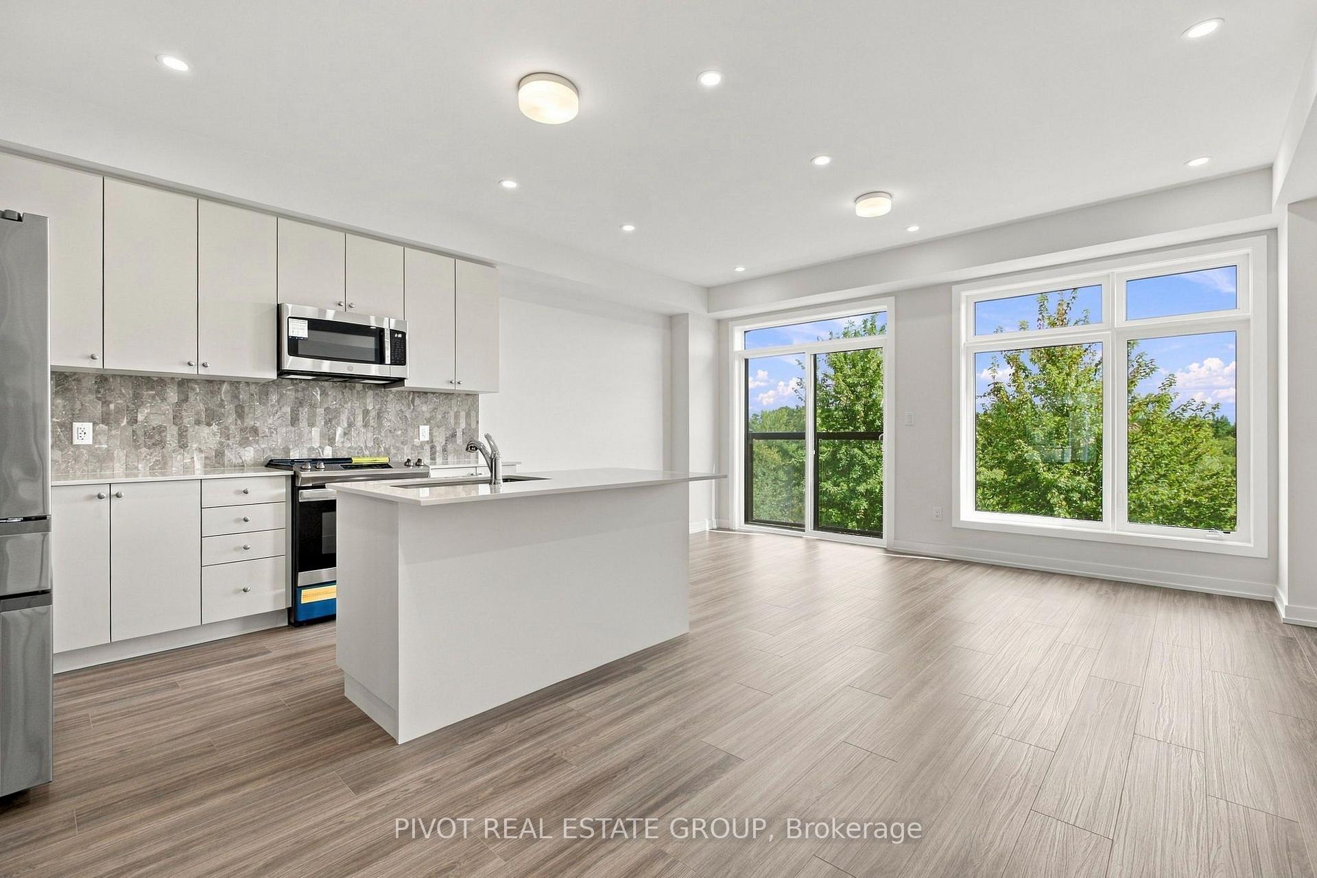 Photo 13 of 26 Observatory Way, Whitby, Brooklin — HOMEH