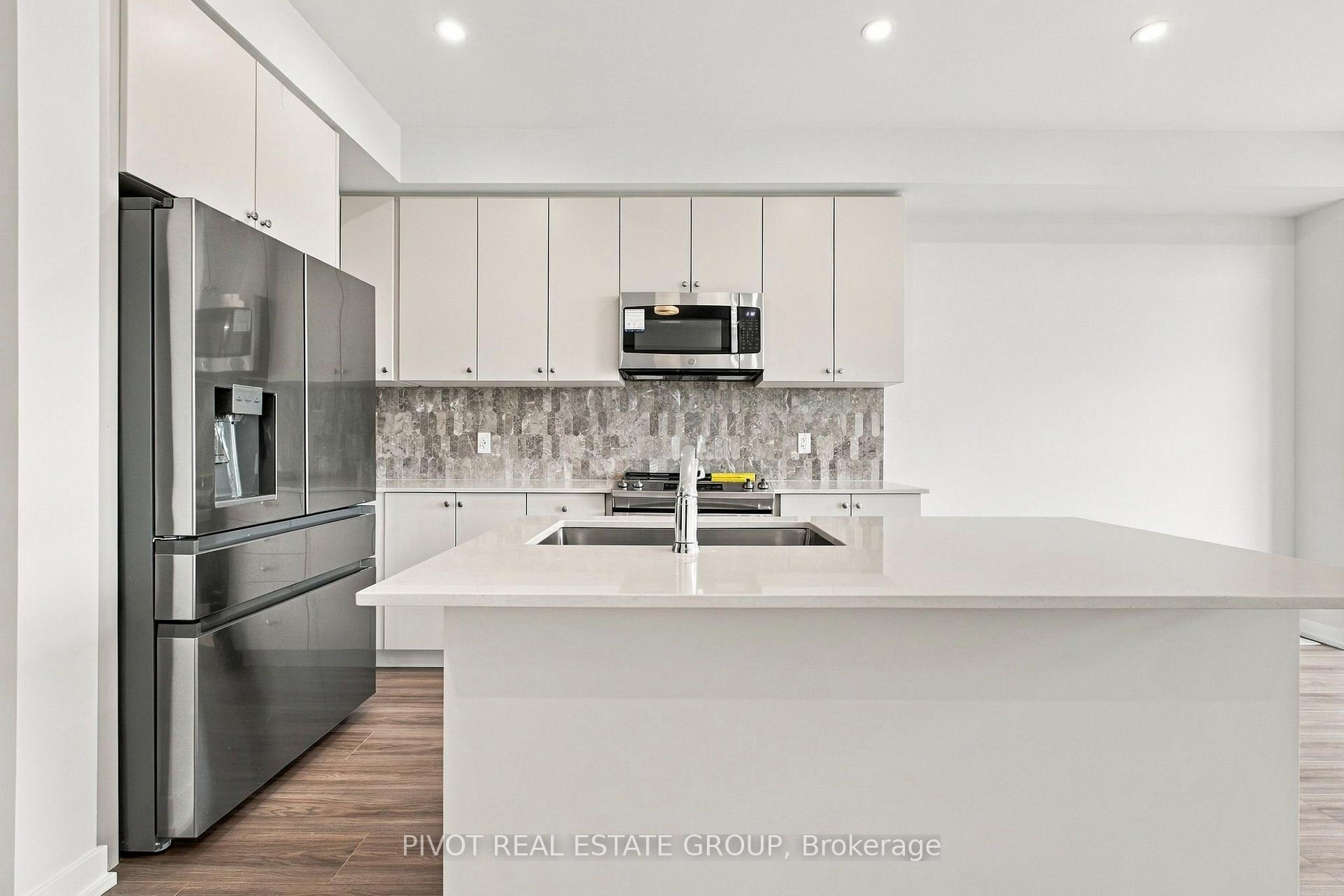 Photo 19 of 26 Observatory Way, Whitby, Brooklin — HOMEH