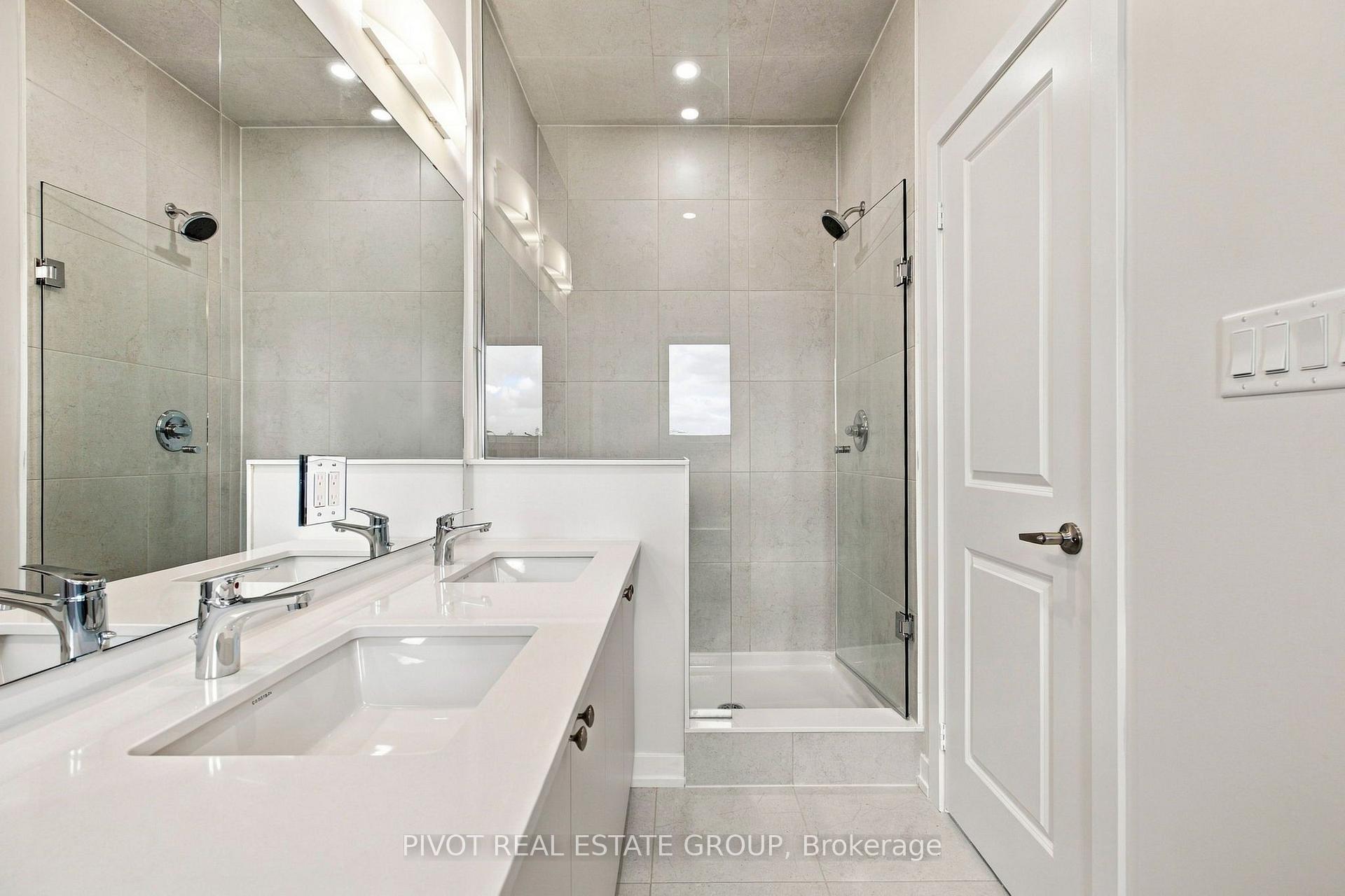 Photo 29 of 26 Observatory Way, Whitby, Brooklin — HOMEH