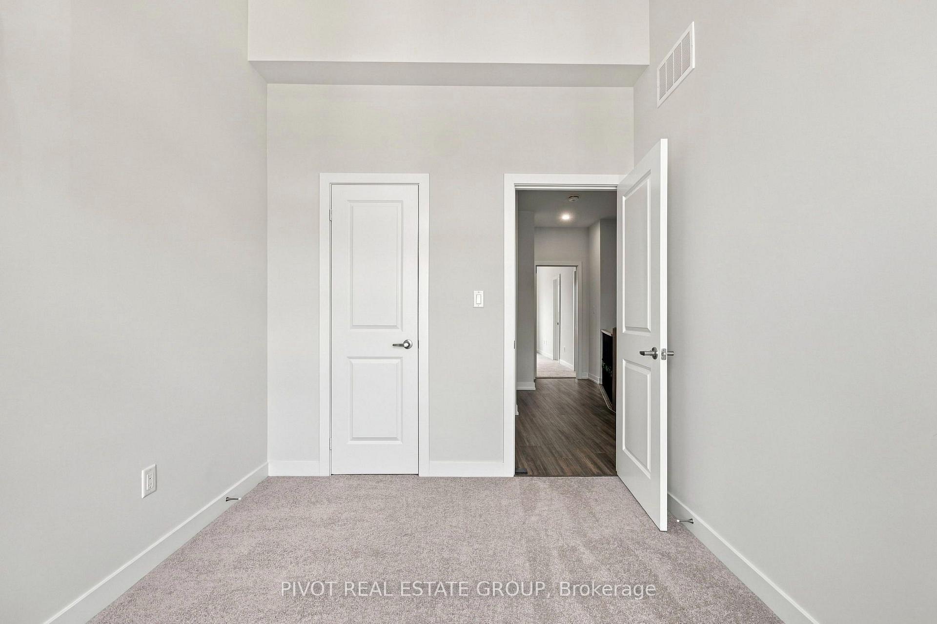 Photo 32 of 26 Observatory Way, Whitby, Brooklin — HOMEH