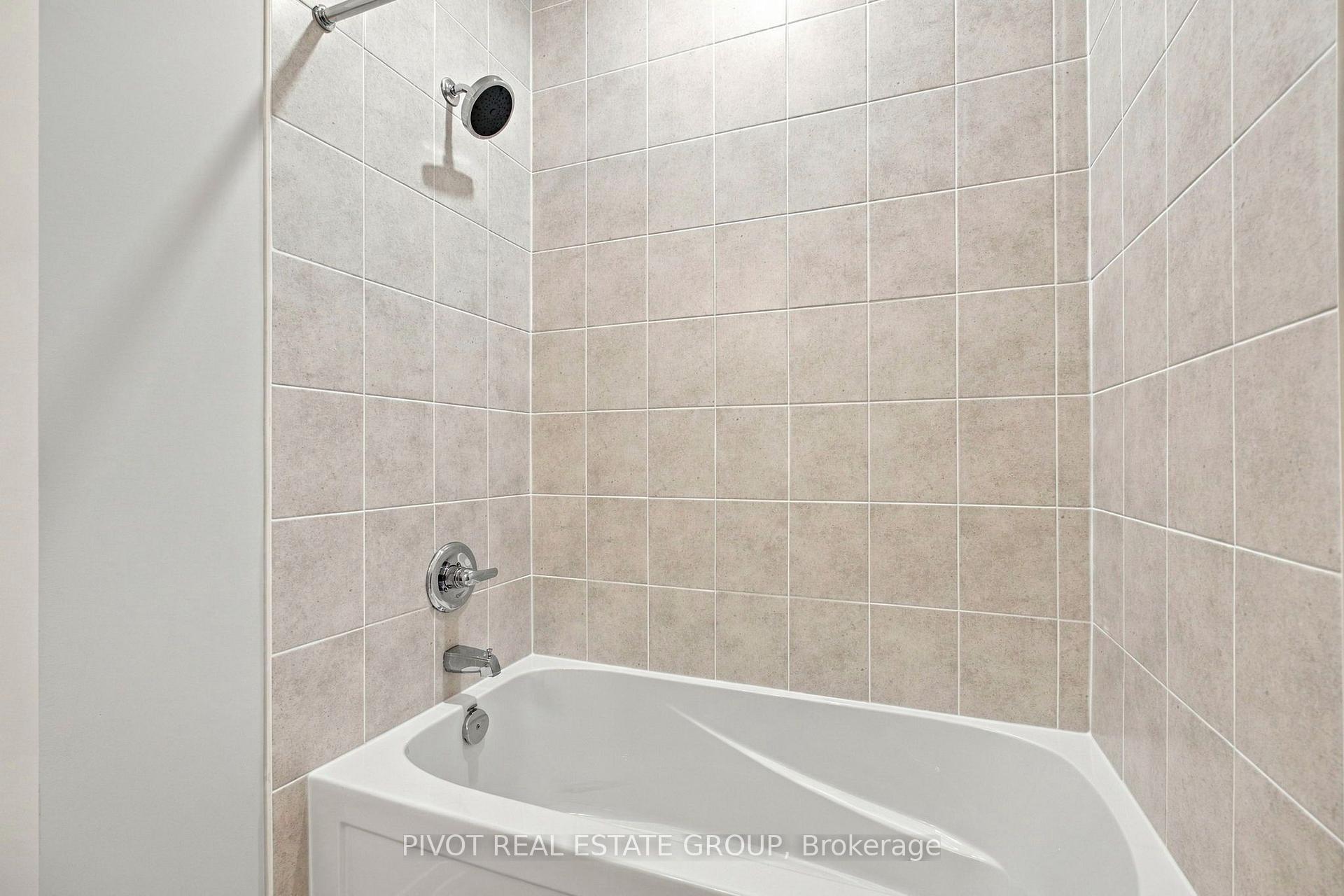 Photo 36 of 26 Observatory Way, Whitby, Brooklin — HOMEH