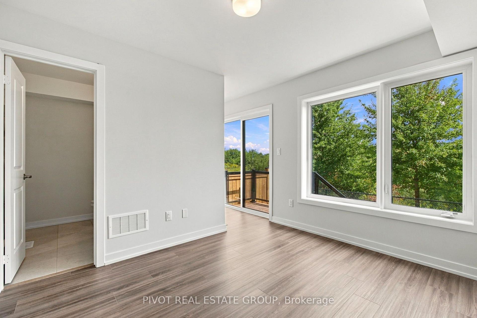 Photo 38 of 26 Observatory Way, Whitby, Brooklin — HOMEH
