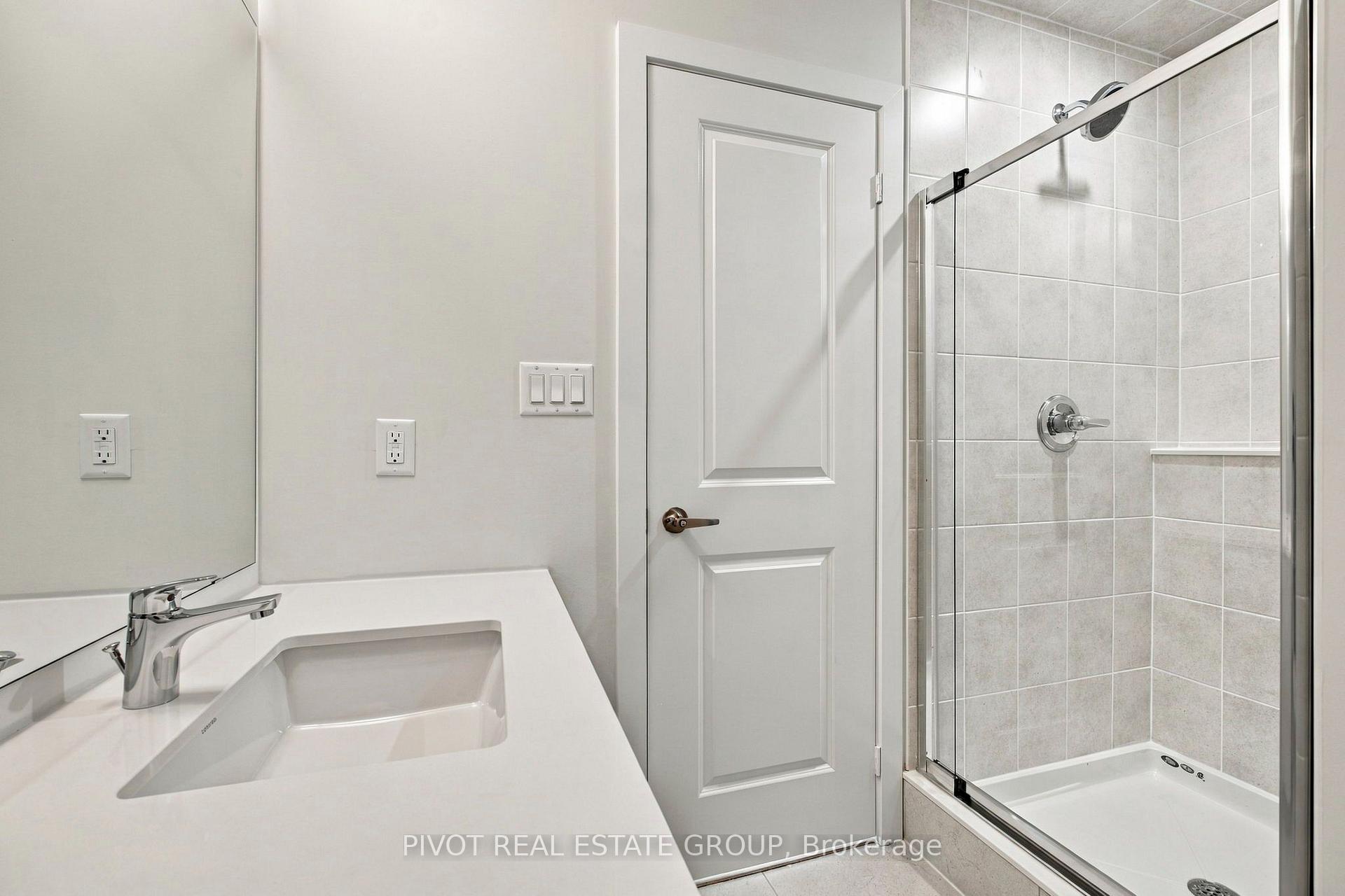 Photo 40 of 26 Observatory Way, Whitby, Brooklin — HOMEH