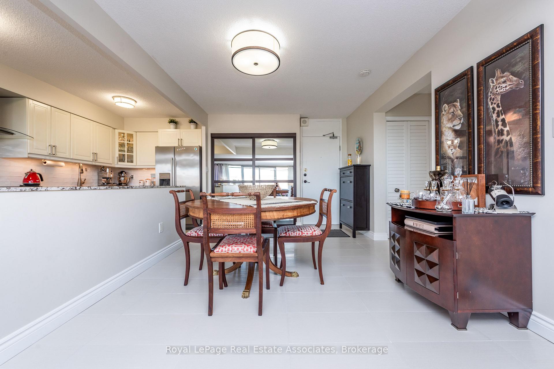 Photo 16 of Unit #1906, 240 Scarlett Road, Toronto, Rockcliffe-Smythe — HOMEH