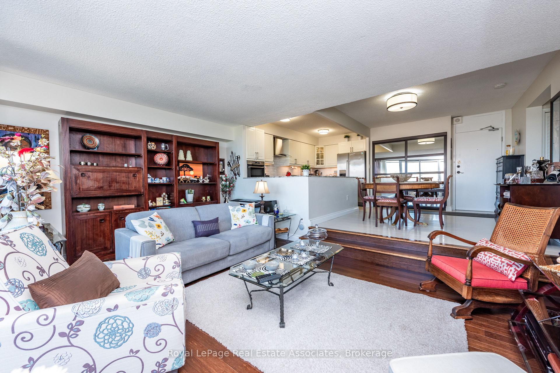 Photo 17 of Unit #1906, 240 Scarlett Road, Toronto, Rockcliffe-Smythe — HOMEH