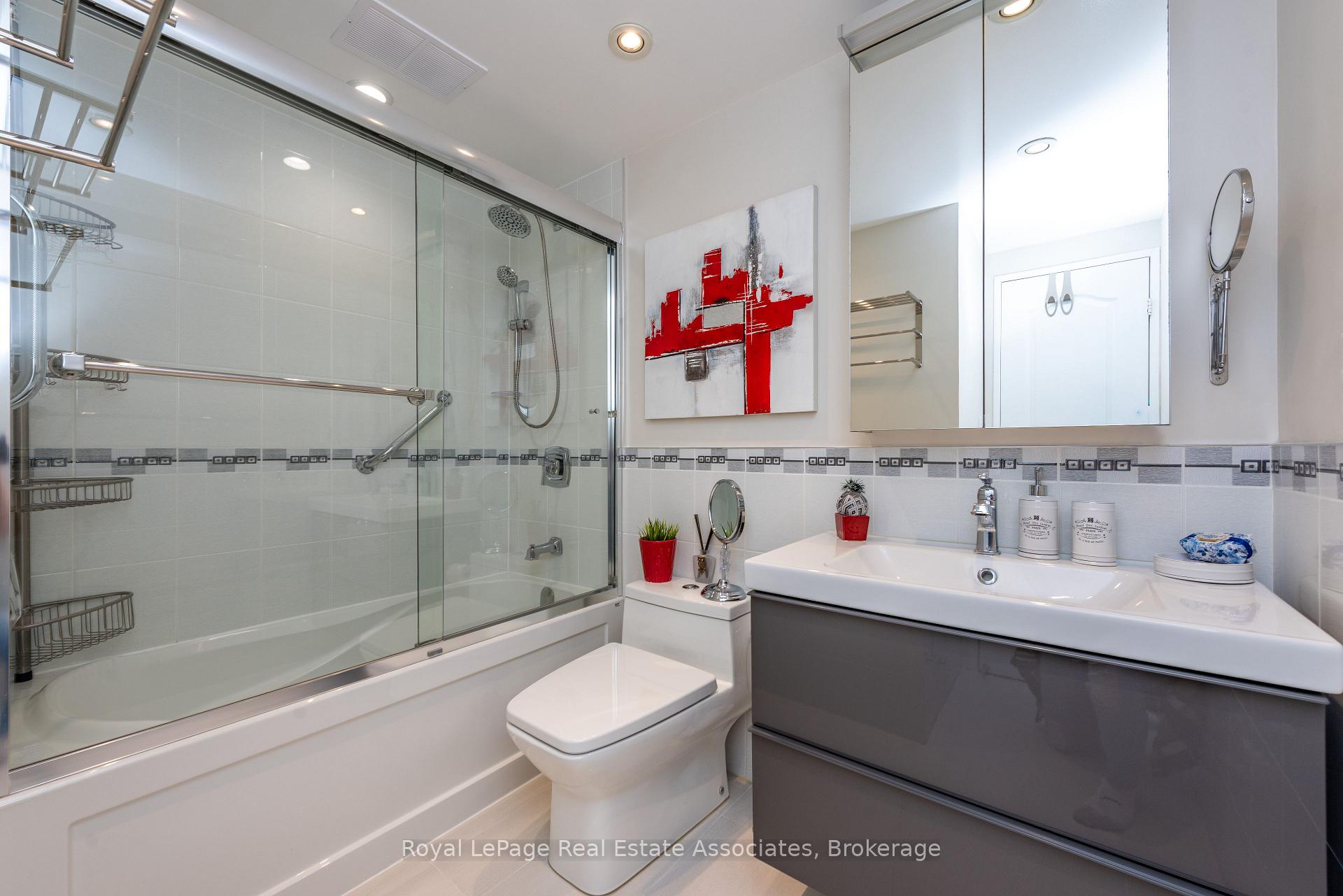 Photo 25 of Unit #1906, 240 Scarlett Road, Toronto, Rockcliffe-Smythe — HOMEH