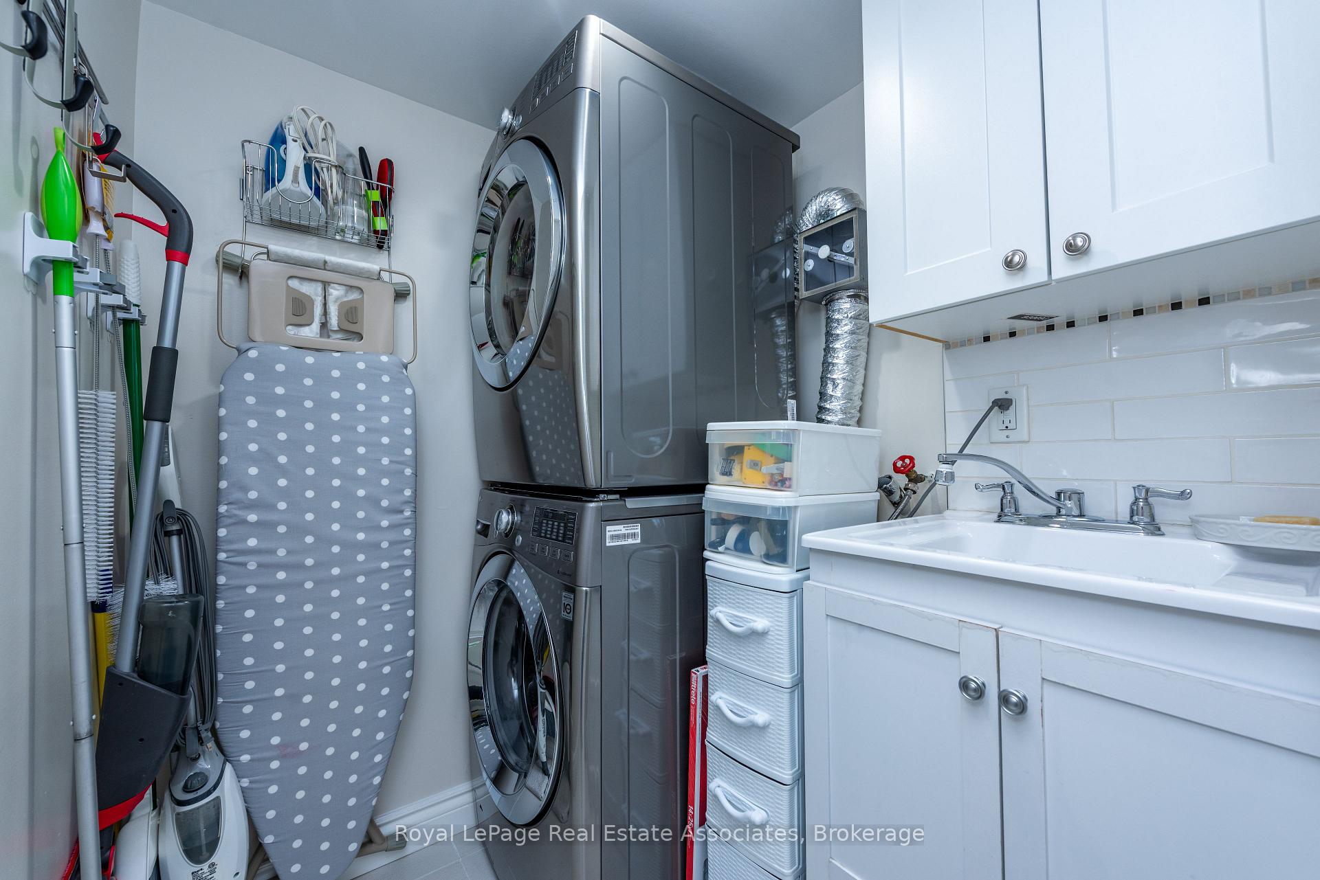 Photo 27 of Unit #1906, 240 Scarlett Road, Toronto, Rockcliffe-Smythe — HOMEH