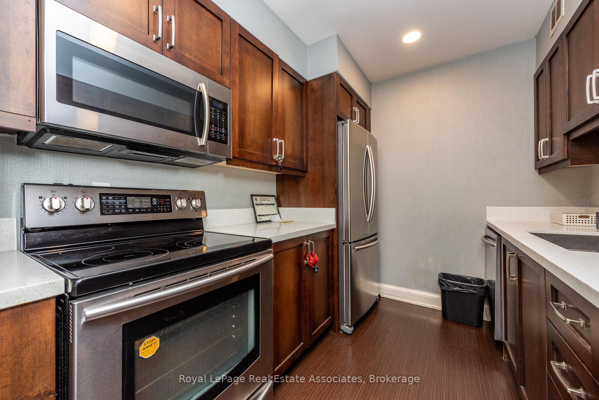 Photo 29 of Unit #1906, 240 Scarlett Road, Toronto, Rockcliffe-Smythe — HOMEH