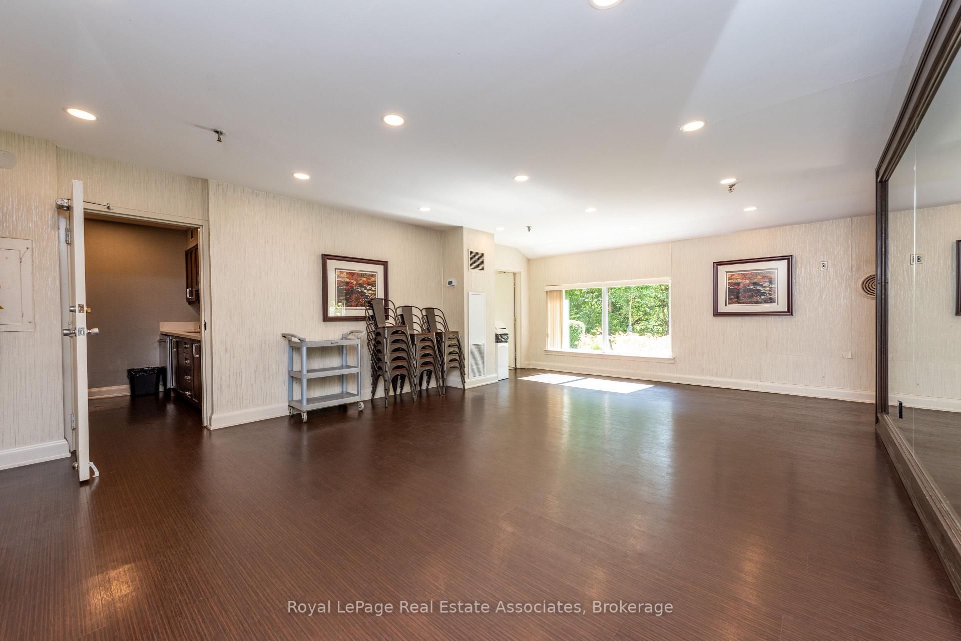 Photo 30 of Unit #1906, 240 Scarlett Road, Toronto, Rockcliffe-Smythe — HOMEH