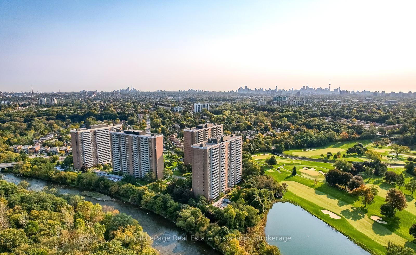 Photo 35 of Unit #1906, 240 Scarlett Road, Toronto, Rockcliffe-Smythe — HOMEH
