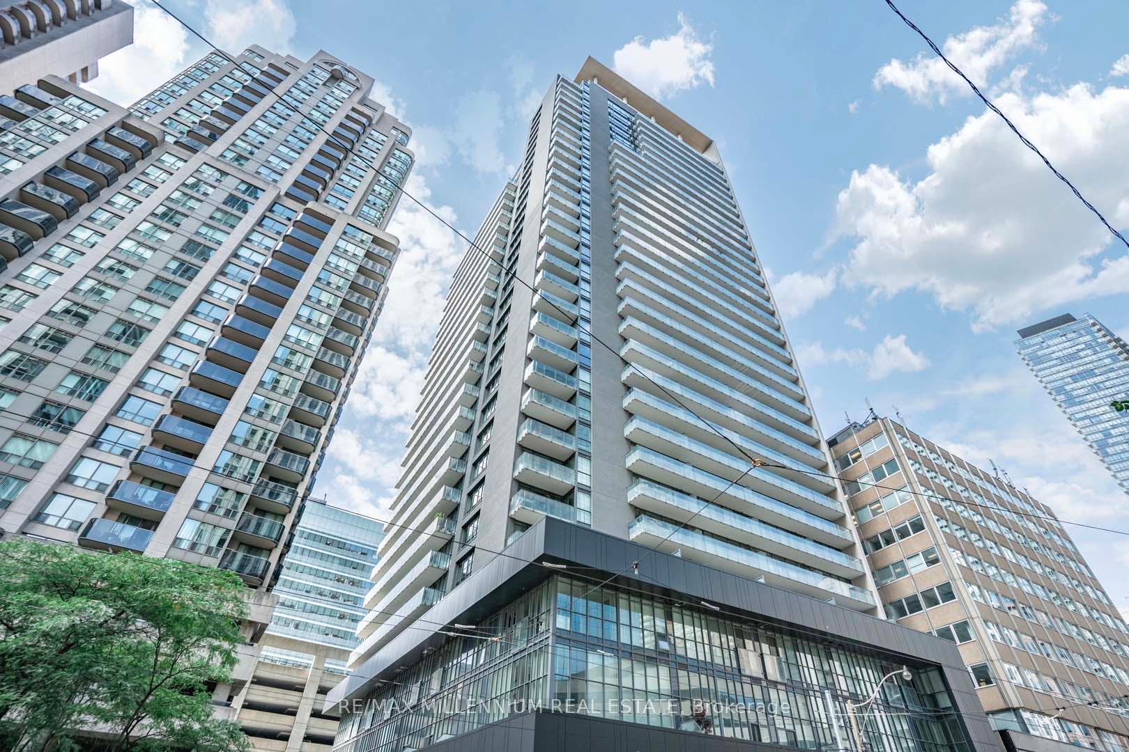Photo of Unit 2212, 770 Bay Street