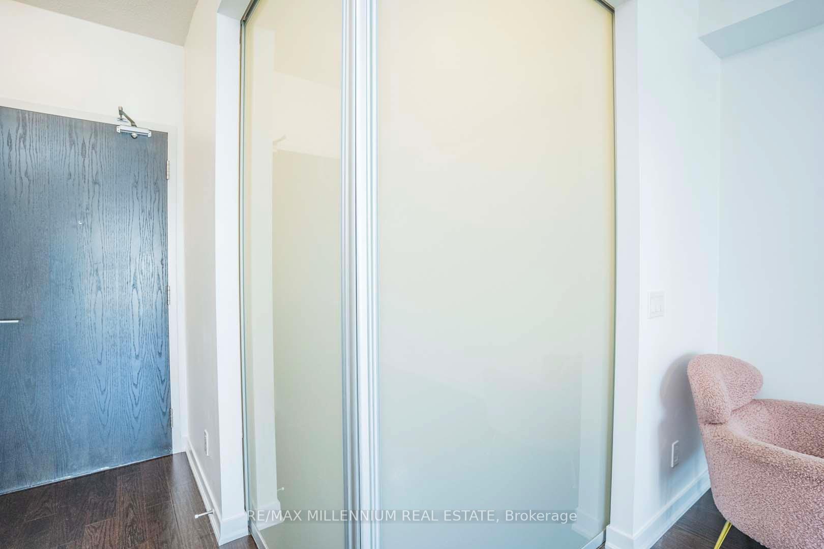 Photo 17 of Unit 2212, 770 Bay Street, Toronto, Bay Street Corridor — HOMEH