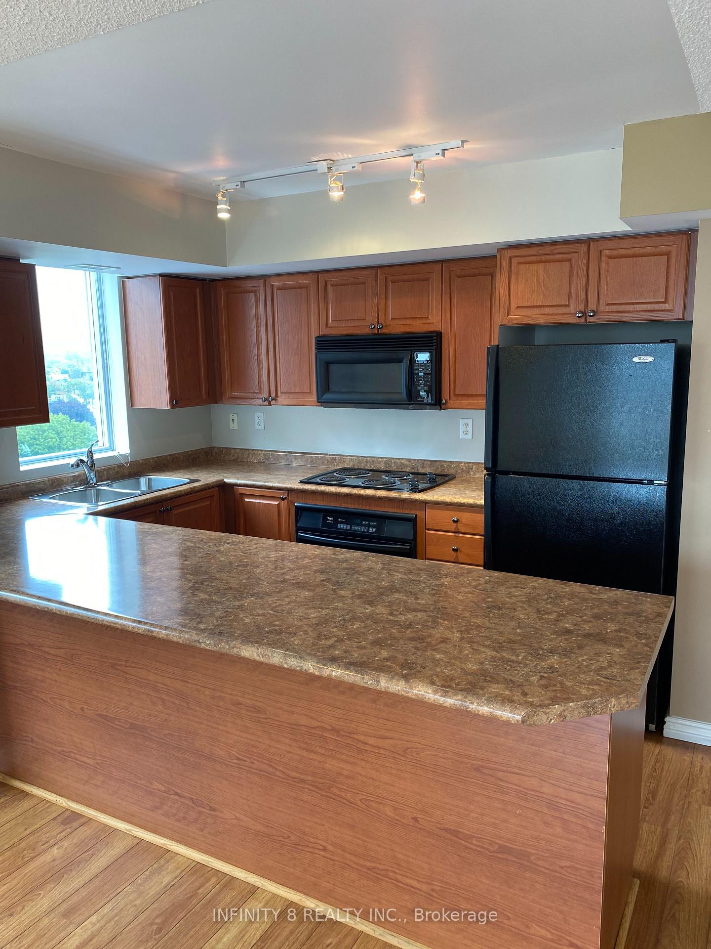Photo 5 of Unit 1113, 18 Stafford Street, Toronto, Niagara — HOMEH