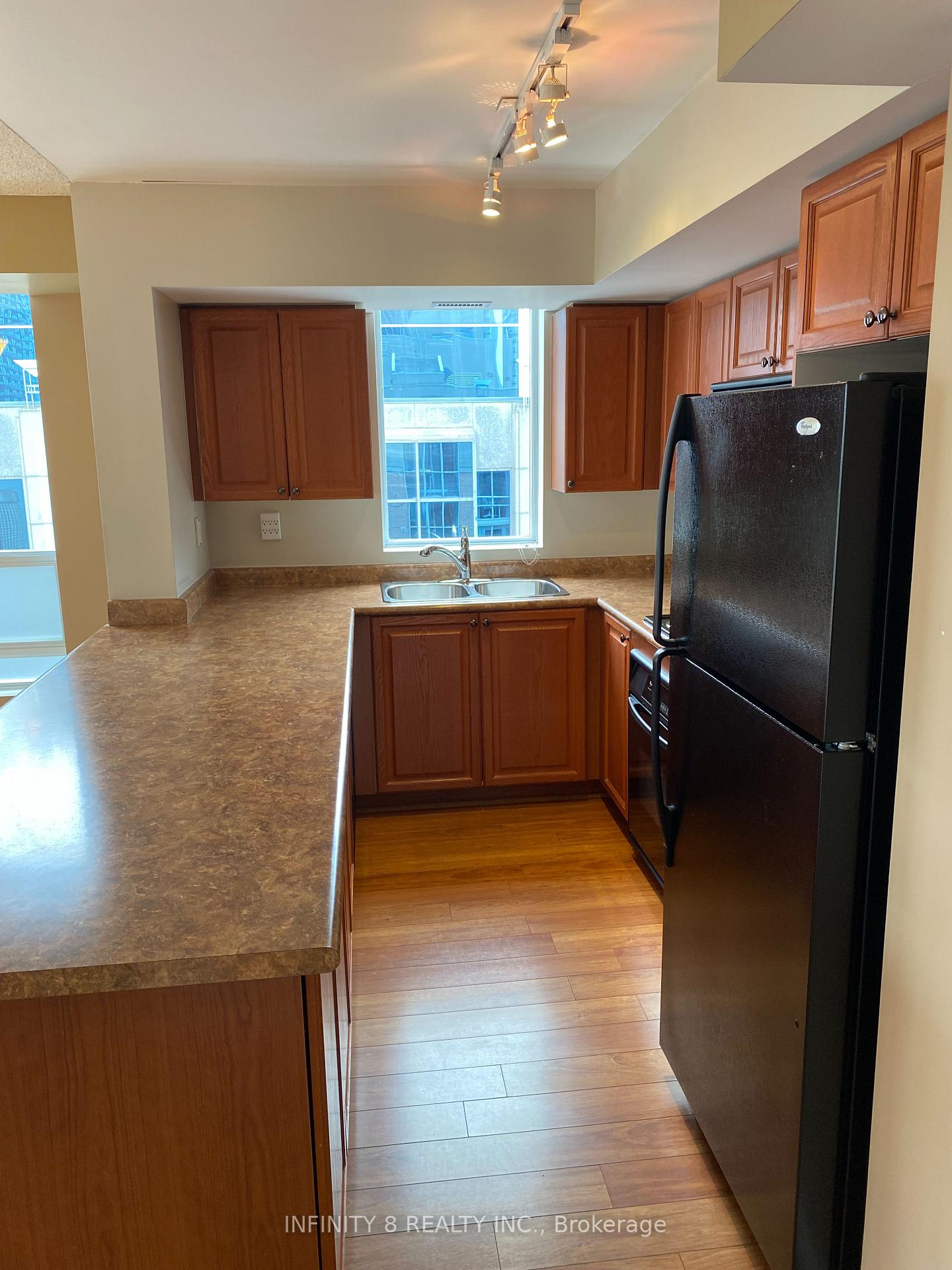 Photo 6 of Unit 1113, 18 Stafford Street, Toronto, Niagara — HOMEH