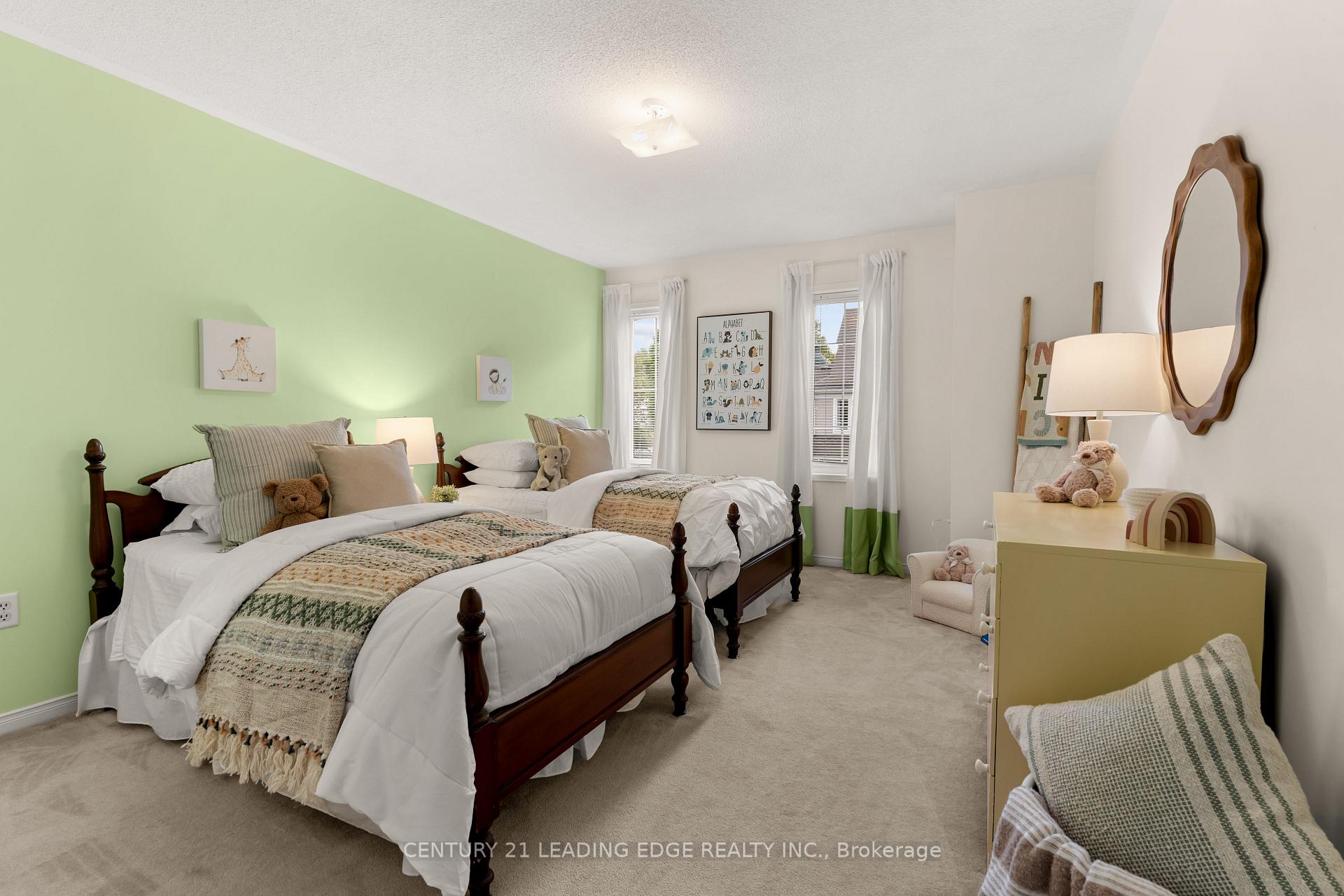 Photo 38 of 67 Hoile Drive, Ajax, South East — HOMEH