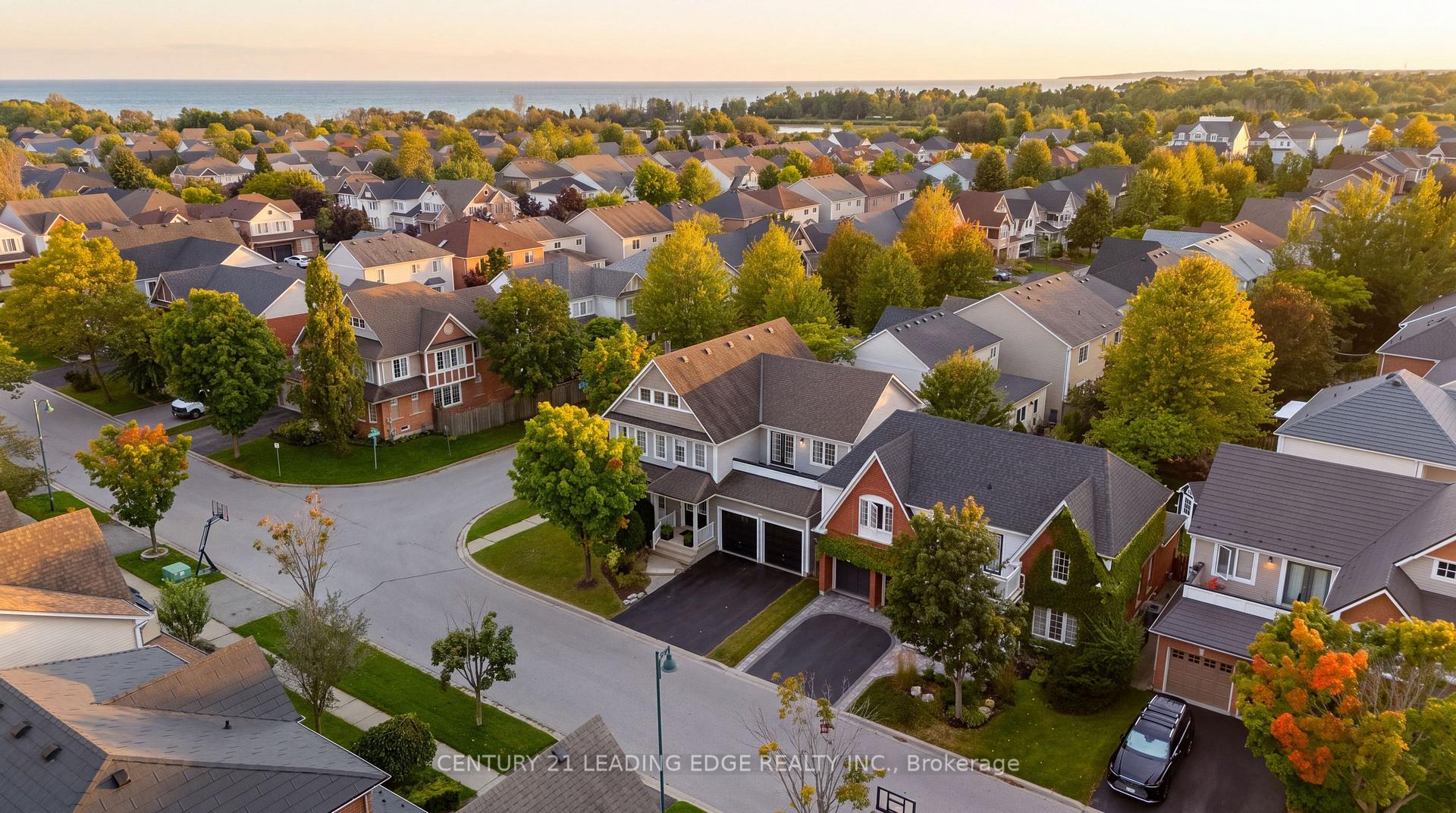 Photo 54 of 67 Hoile Drive, Ajax, South East — HOMEH